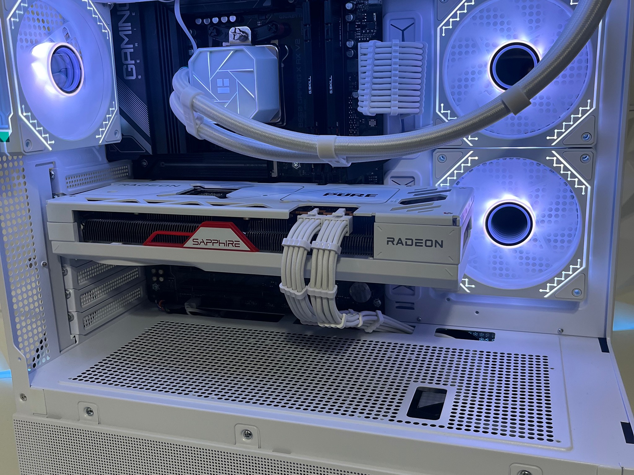 1440p/4K Streaming/Gaming PC|Ryzen 7 7700x|RX 7800XT|1TB M.2 SSD