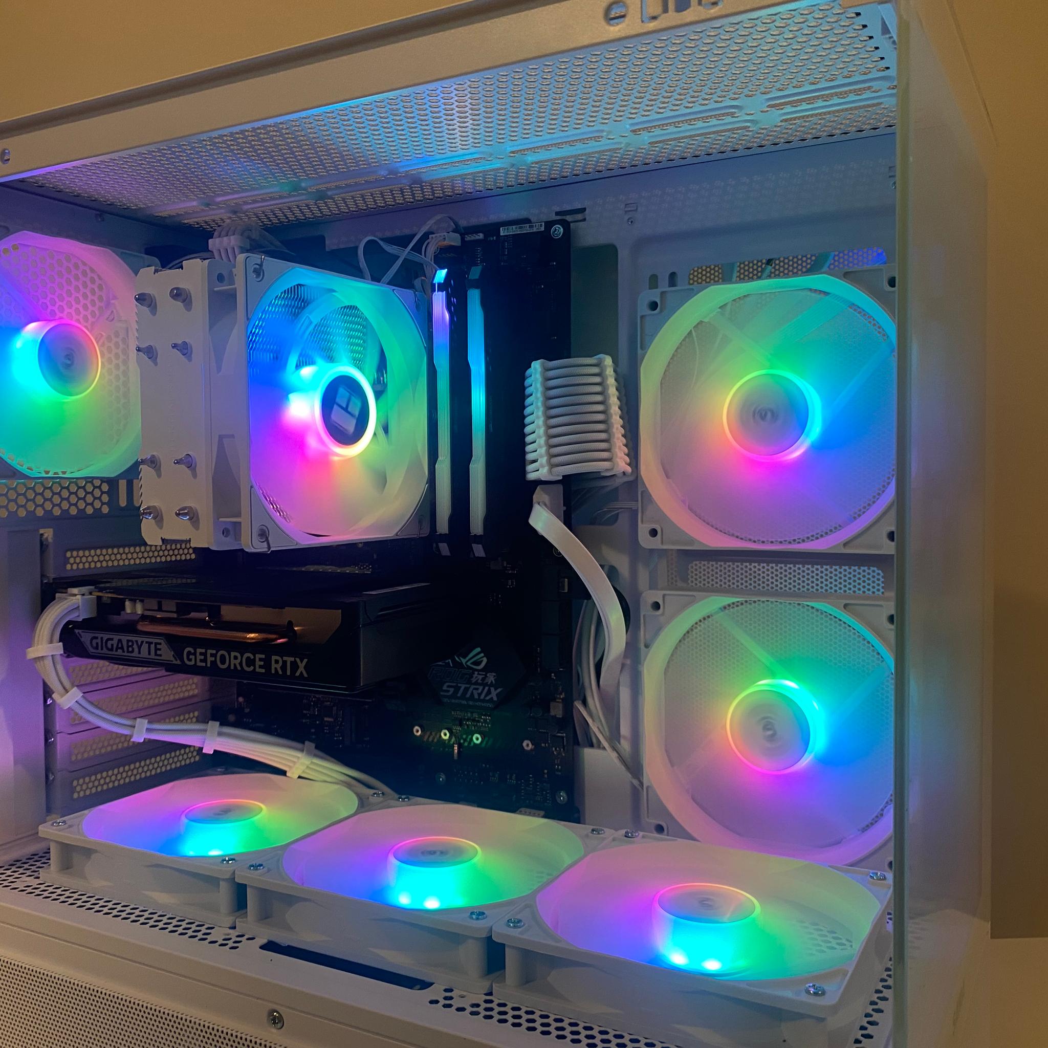 White RGB Gaming PC | Ryzen 7 3700X | RTX 5050 8GB | 16GB RGB | 500GB M.2 SSD