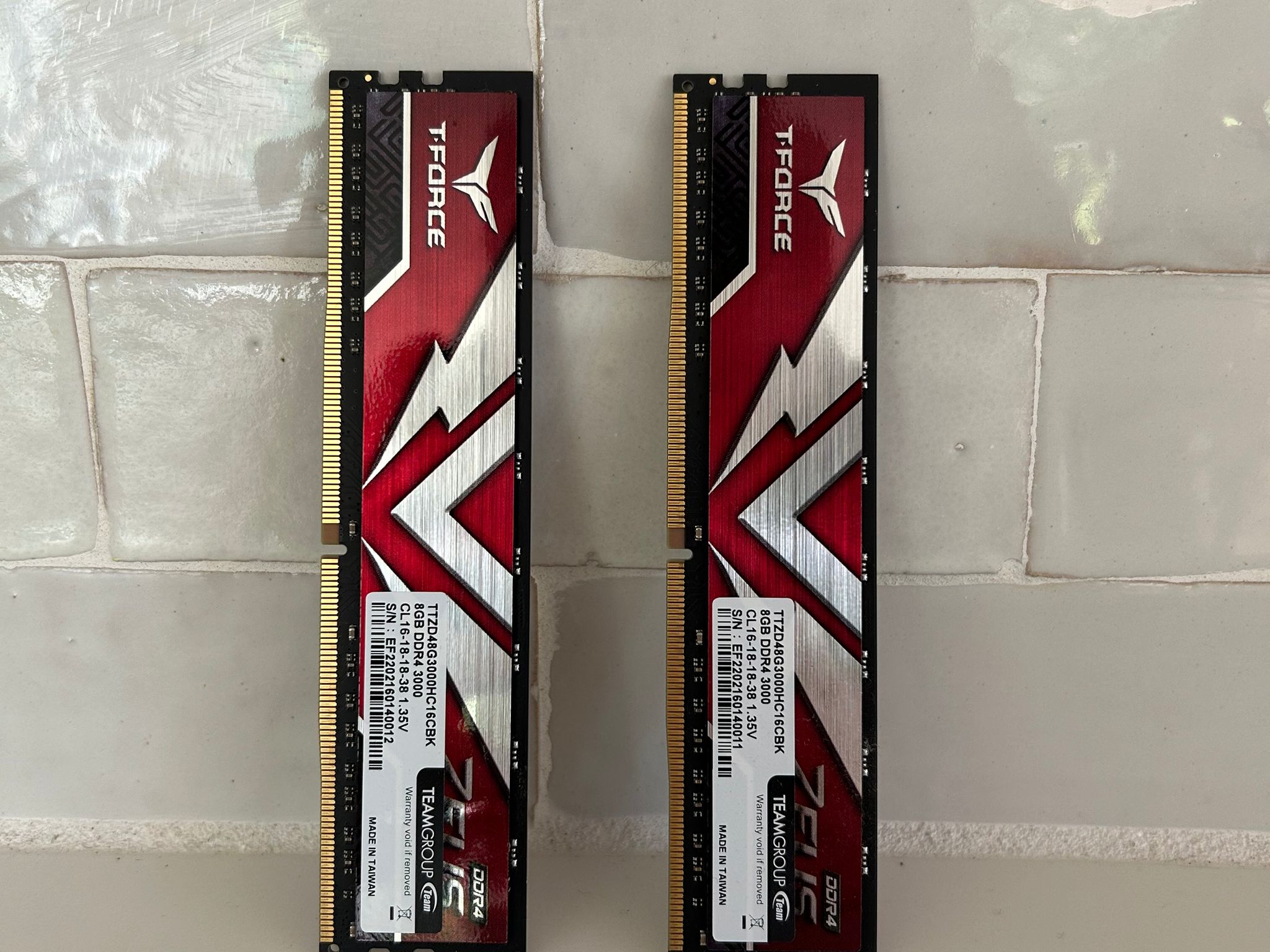 TEAMGROUP T-Force Zeus DDR4 16GB Kit (2 x 8GB) 3000MHz (PC4 24000) CL16 Desktop Gaming Memory Module
