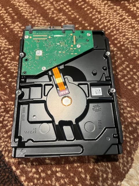 Seagate Barrauda 8 TB Internal Hard drive HDD 3.5 Inch SATA