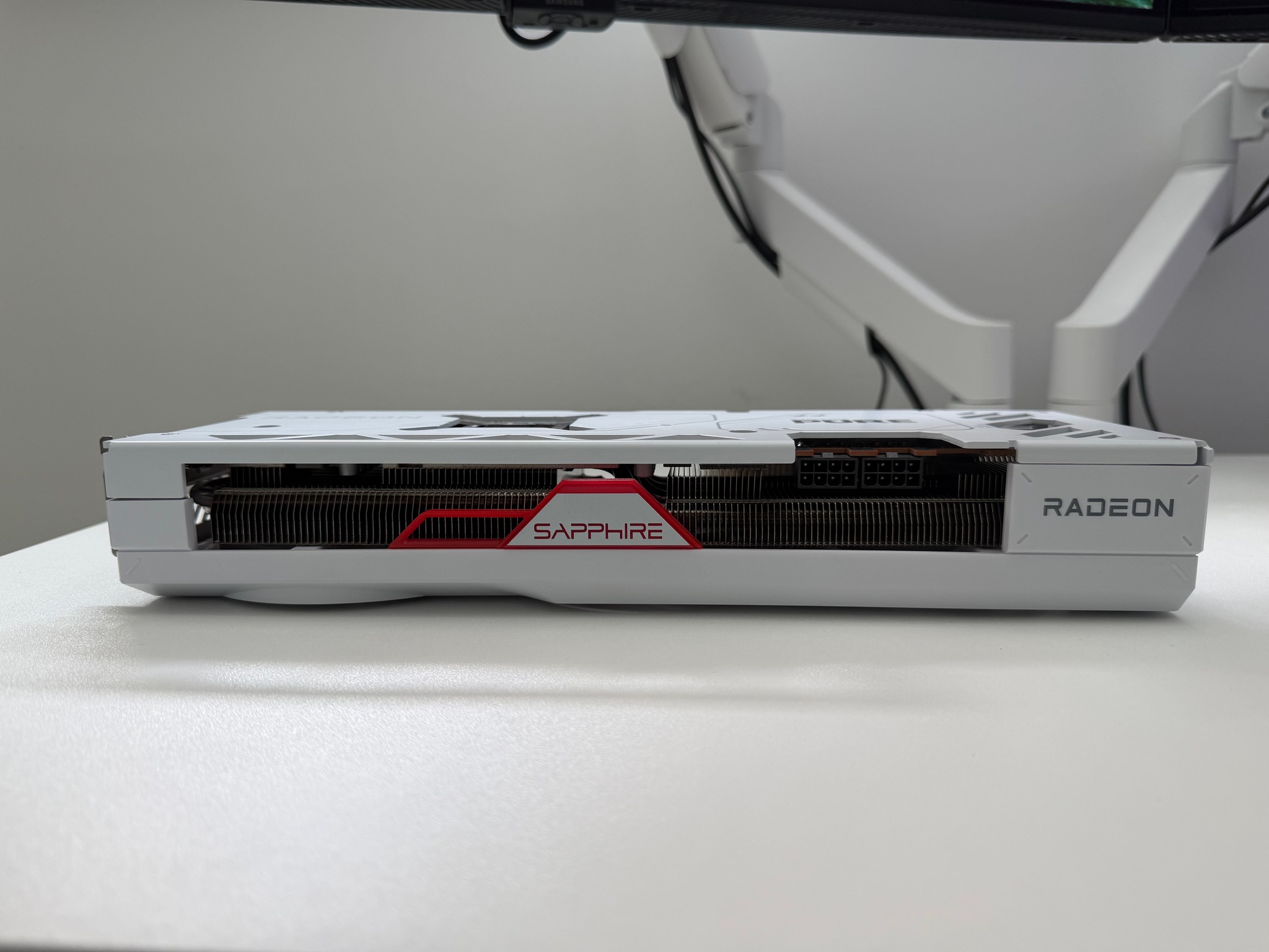 SAPPHIRE PULSE Radeon RX 7800 XT