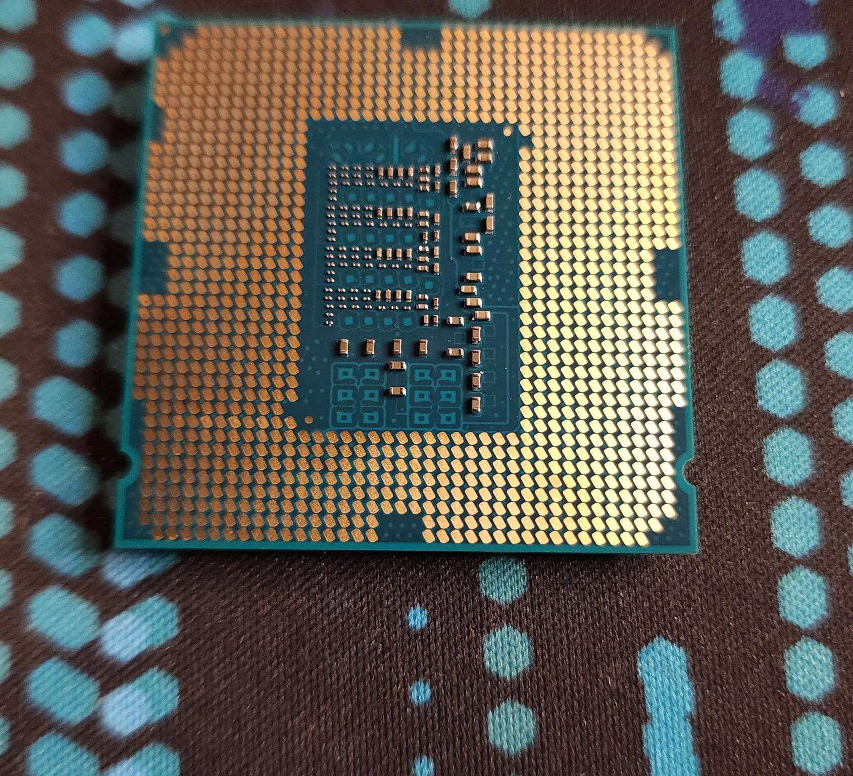 Intel Core i5-4690K 3.5 GHz Quad-Core Processor