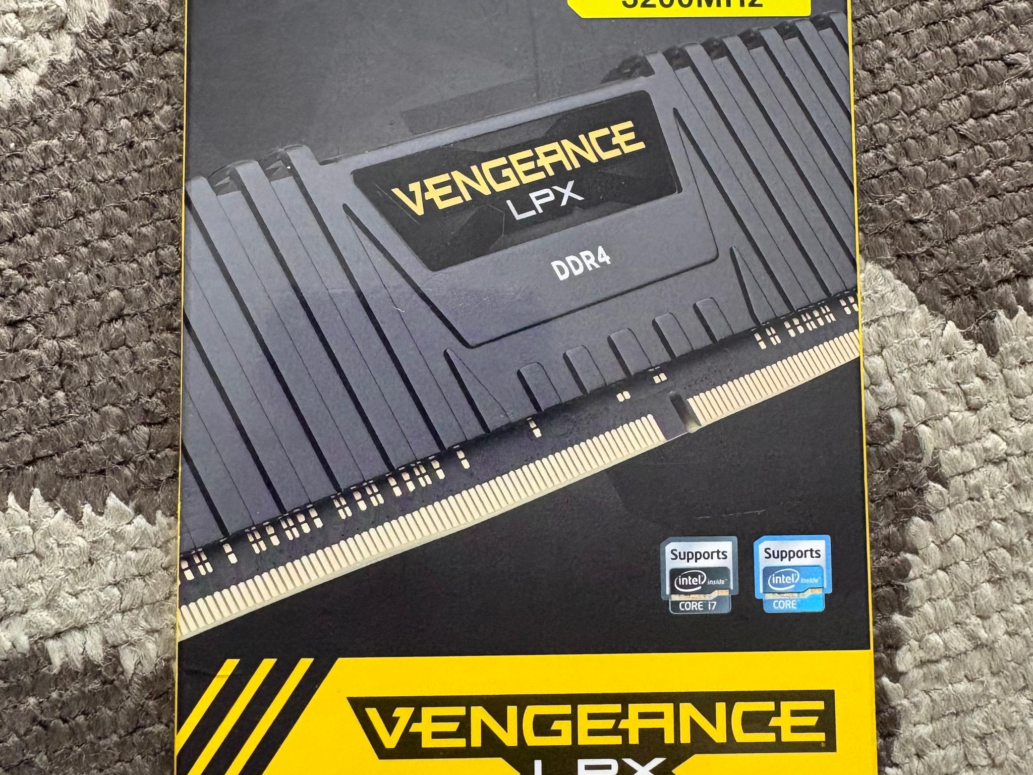 Corsair Vengeance LPX DDR4 RAM 16GB (2x8GB) 3200MHz CL16