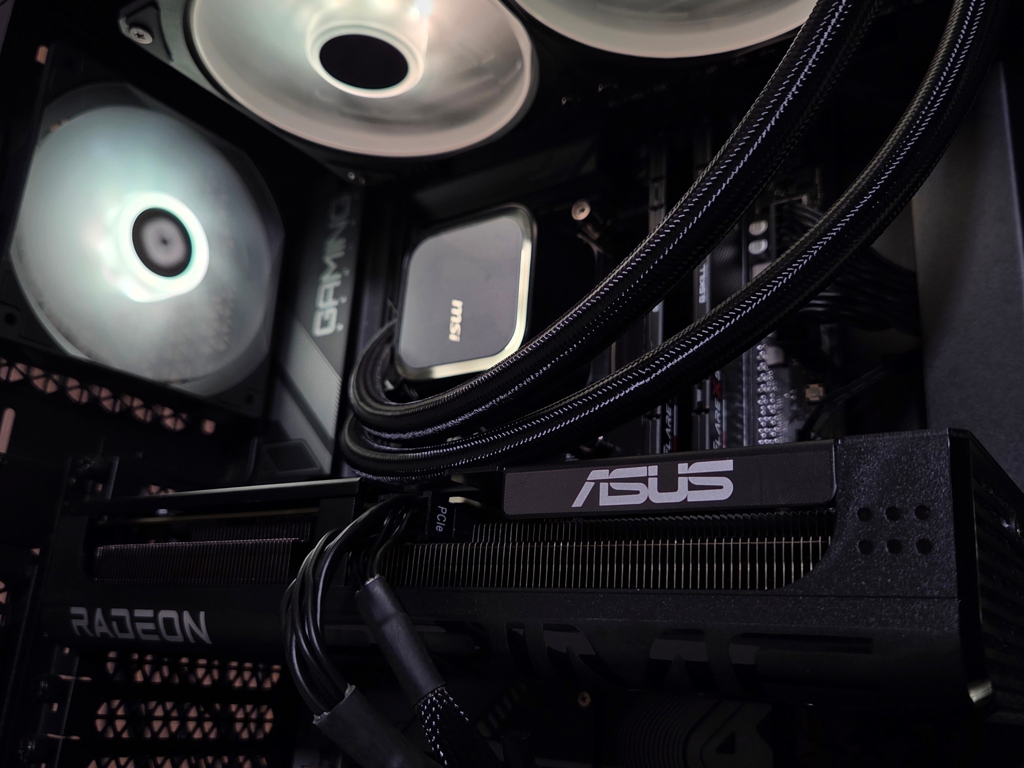 1440P Gaming PC | 7700X | 9060XT 16GB💻| 48GB DDR5 | 1TB NVME | WiFi/BT | Windows 11 | 1TB