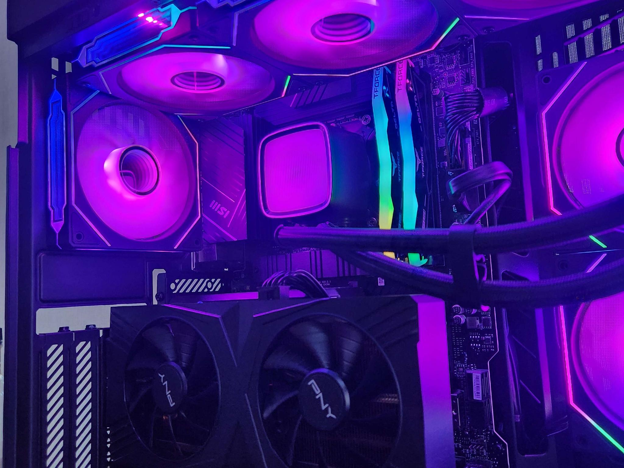 🍀RTX 4070 | i7-13700KF | 32GB DDR5 | 2TB NVMe | WiFi | Windows 11
