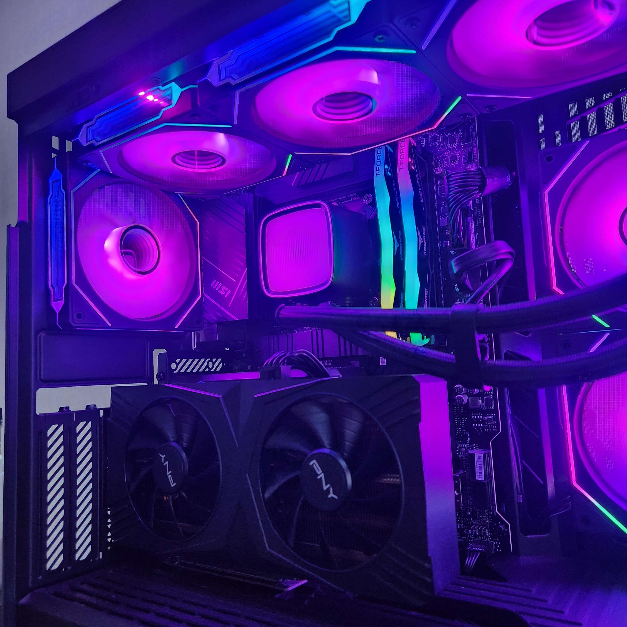 🍀RTX 4070 | i7-13700KF | 32GB DDR5 | 2TB NVMe | WiFi | Windows 11