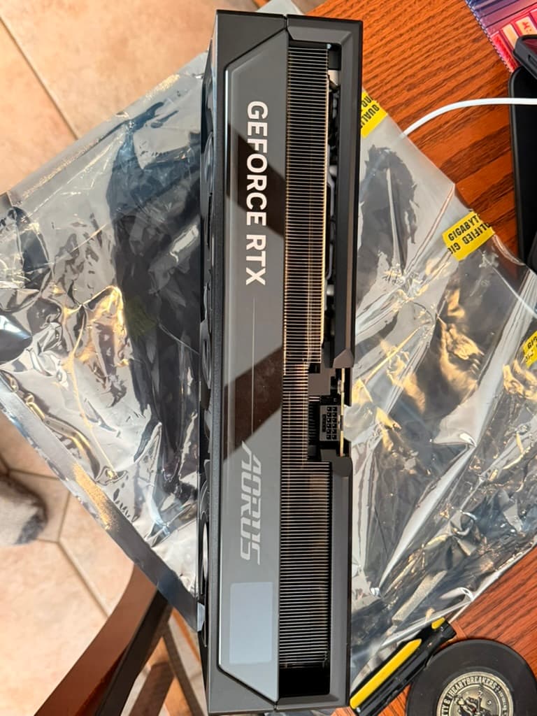 GIGABYTE AORUS GeForce RTX 5090 MASTER 32G - Image 3