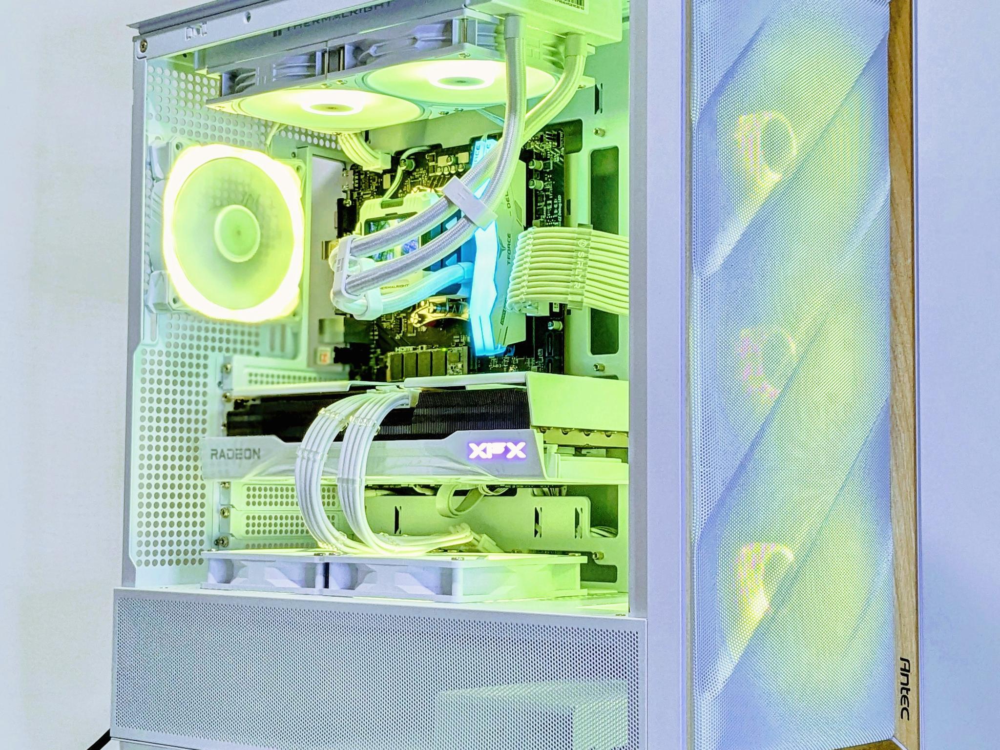 (ALL WHITE build w/ Birch🪵)🤍Ryzen 7 7700X🤍RX 9070🤍32GB DDR5 RAM🤍2TB NVMe🤍Windows 11 Pro 🪵🧊👑