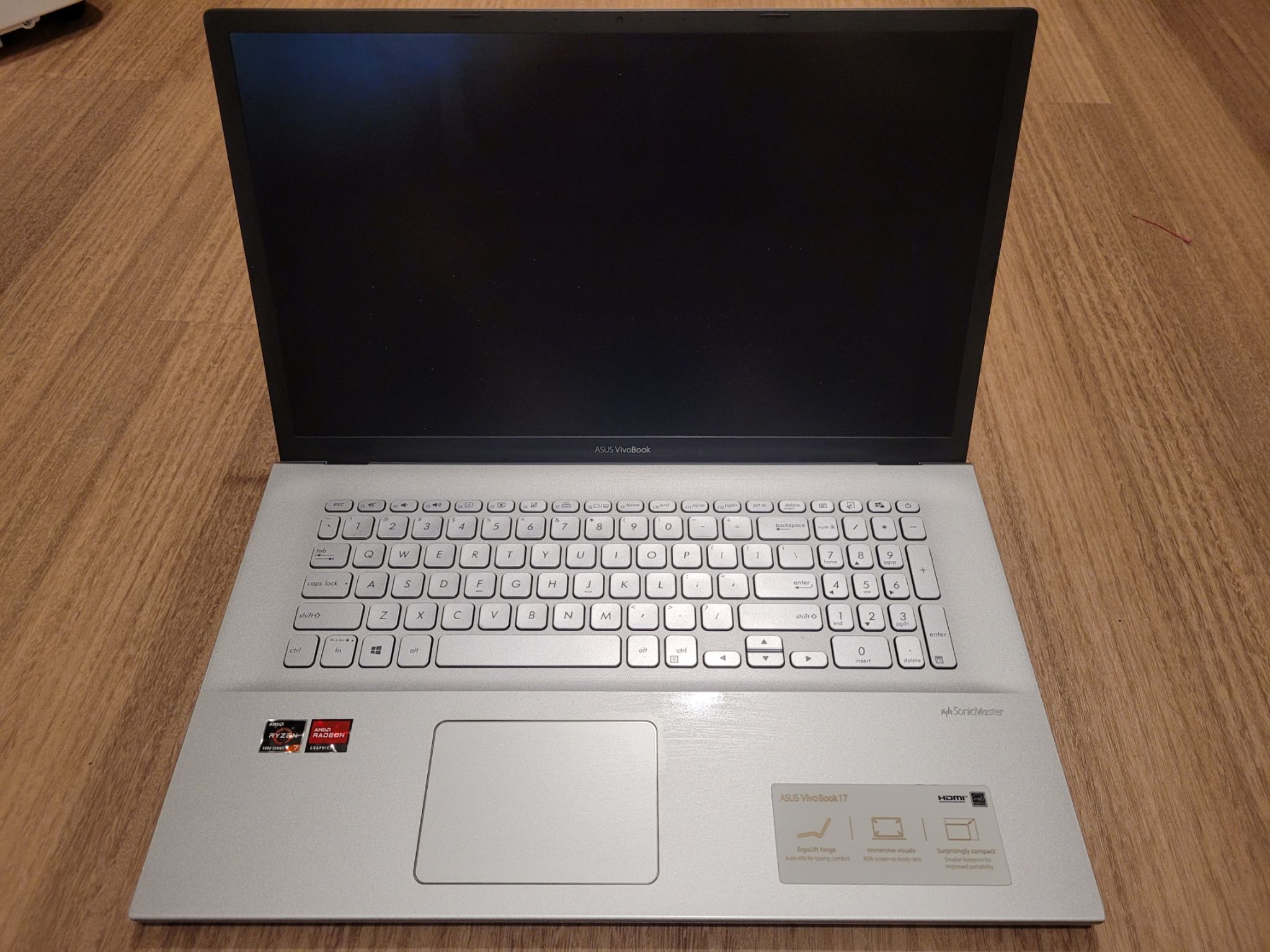 ASUS VivoBook 17.3 inch M712U (1TB, AMD Ryzen 7 5700U, 1.80GHz, 16GB)