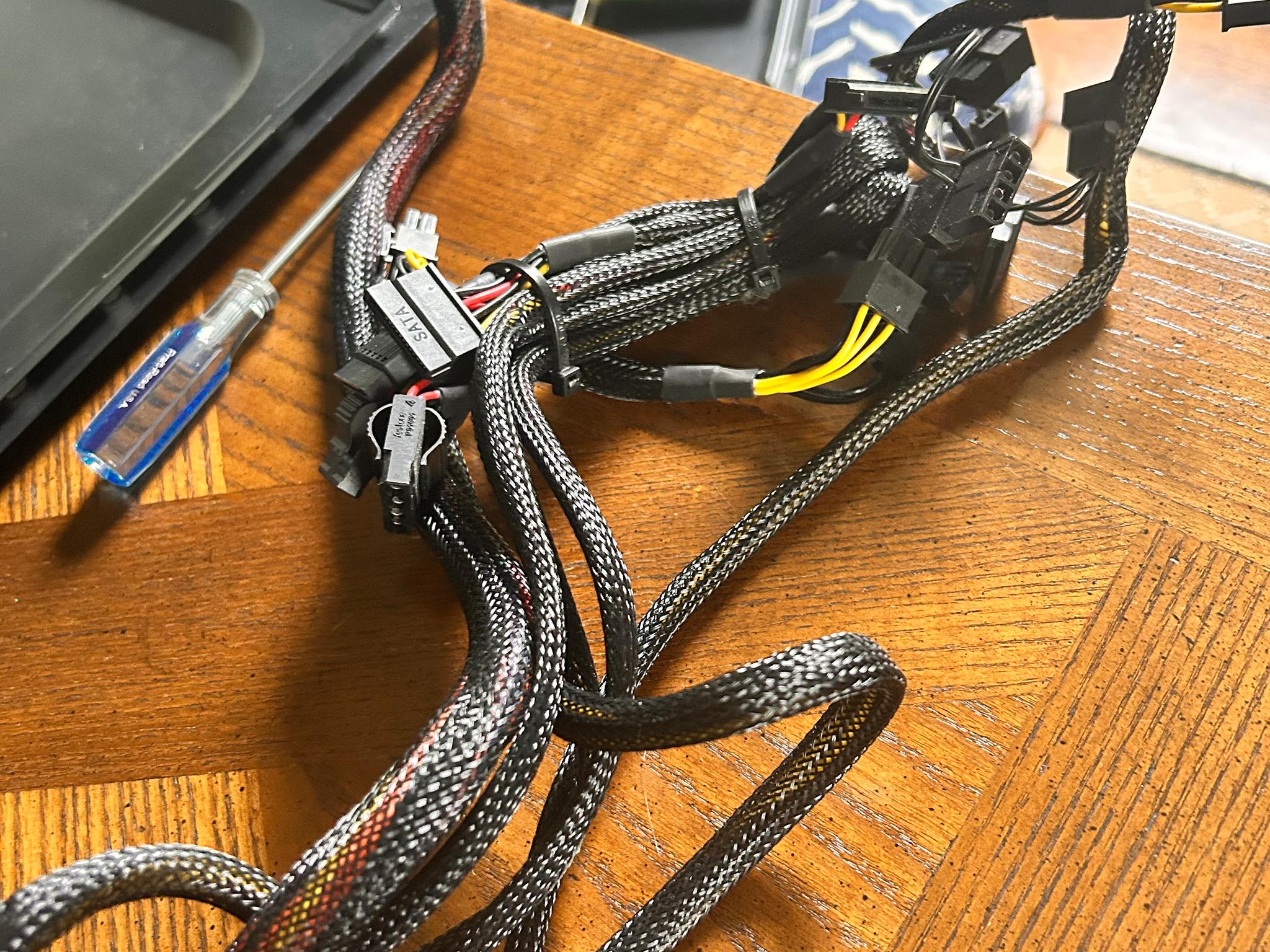 Thermaltake 80+ 600w