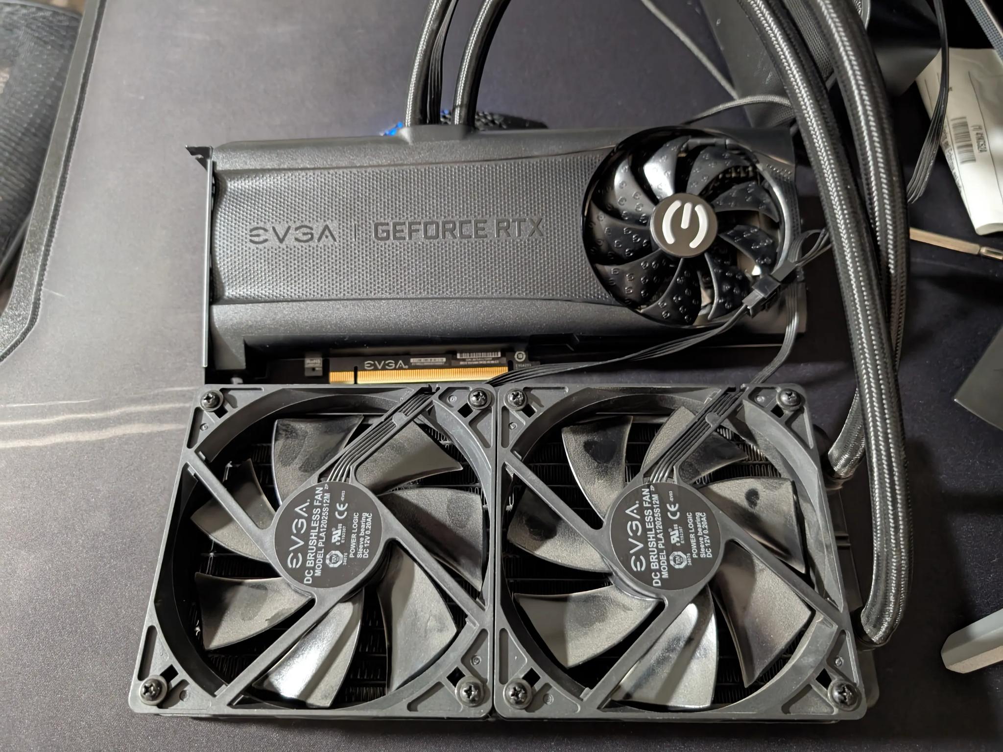 EVGA GeForce RTX 3090 FTW3 ULTRA with HYBRID Water Cooling Kit - Excellent Condition