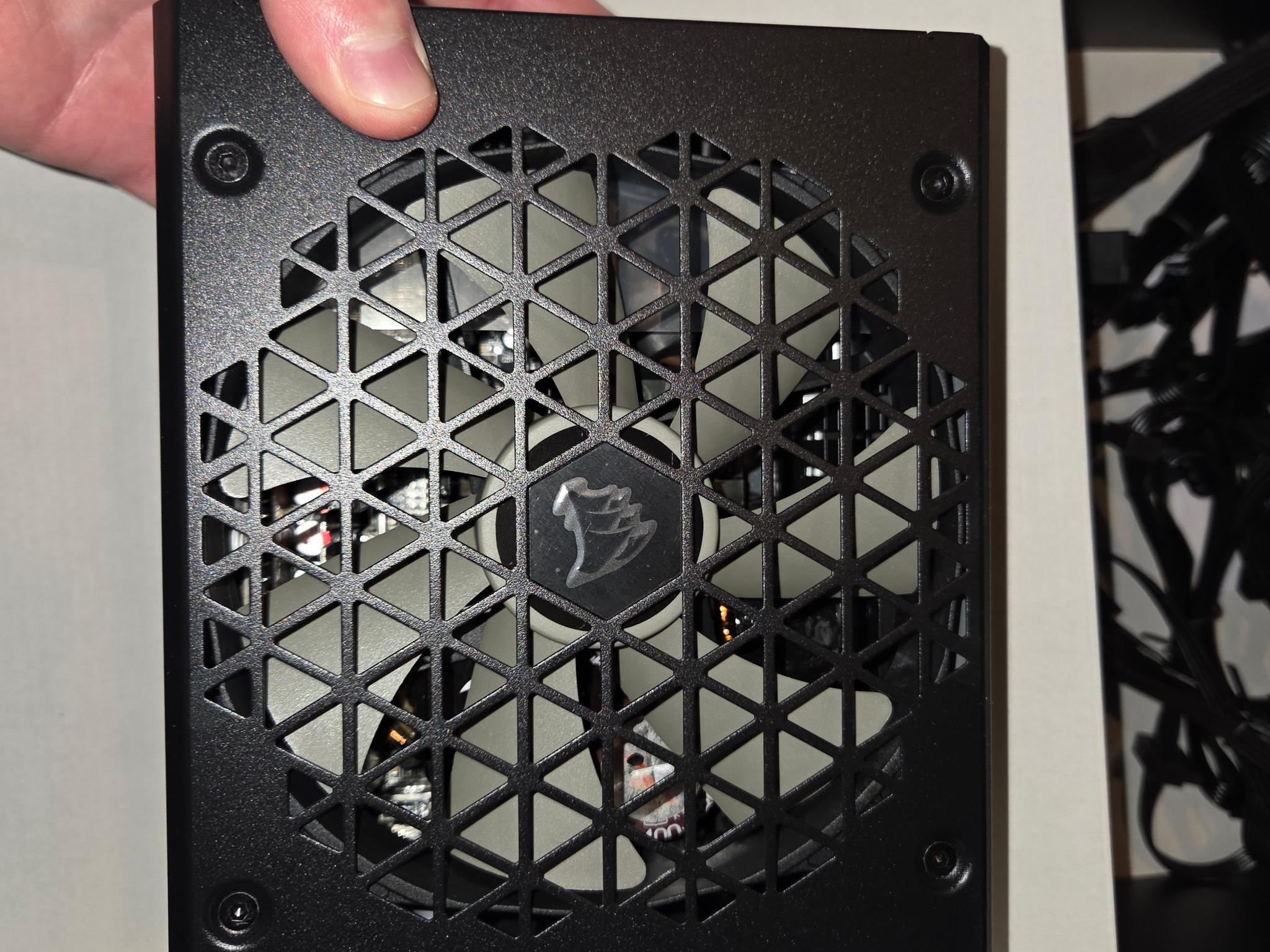 CORSAIR 1200W RMx Shift RM1200x Shift Fully Modular 80PLUS Gold ATX Power Supply