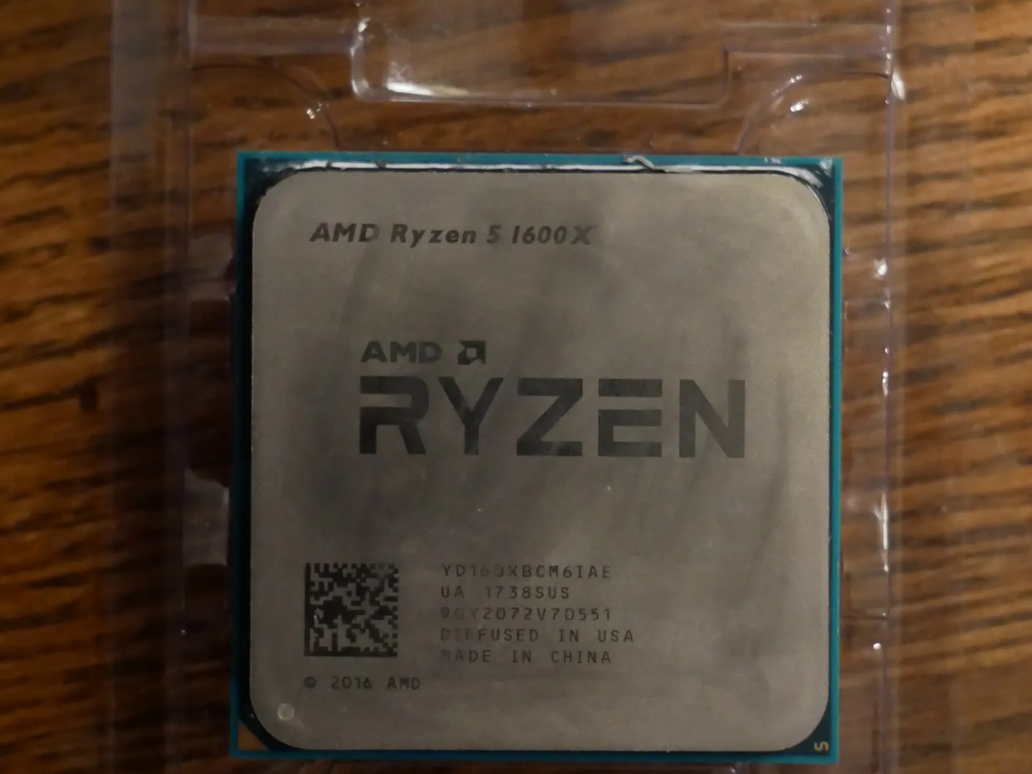 AMD Ryzen 5 1600X 3.60 GHz 6 Core (YD160XBCM6IAE) Processor AM4