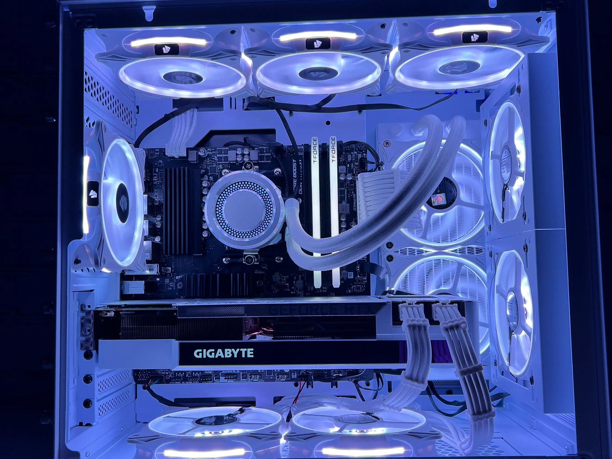 White Knight | Ryzen 7 5800X RTX 3080 High-End Gaming PC