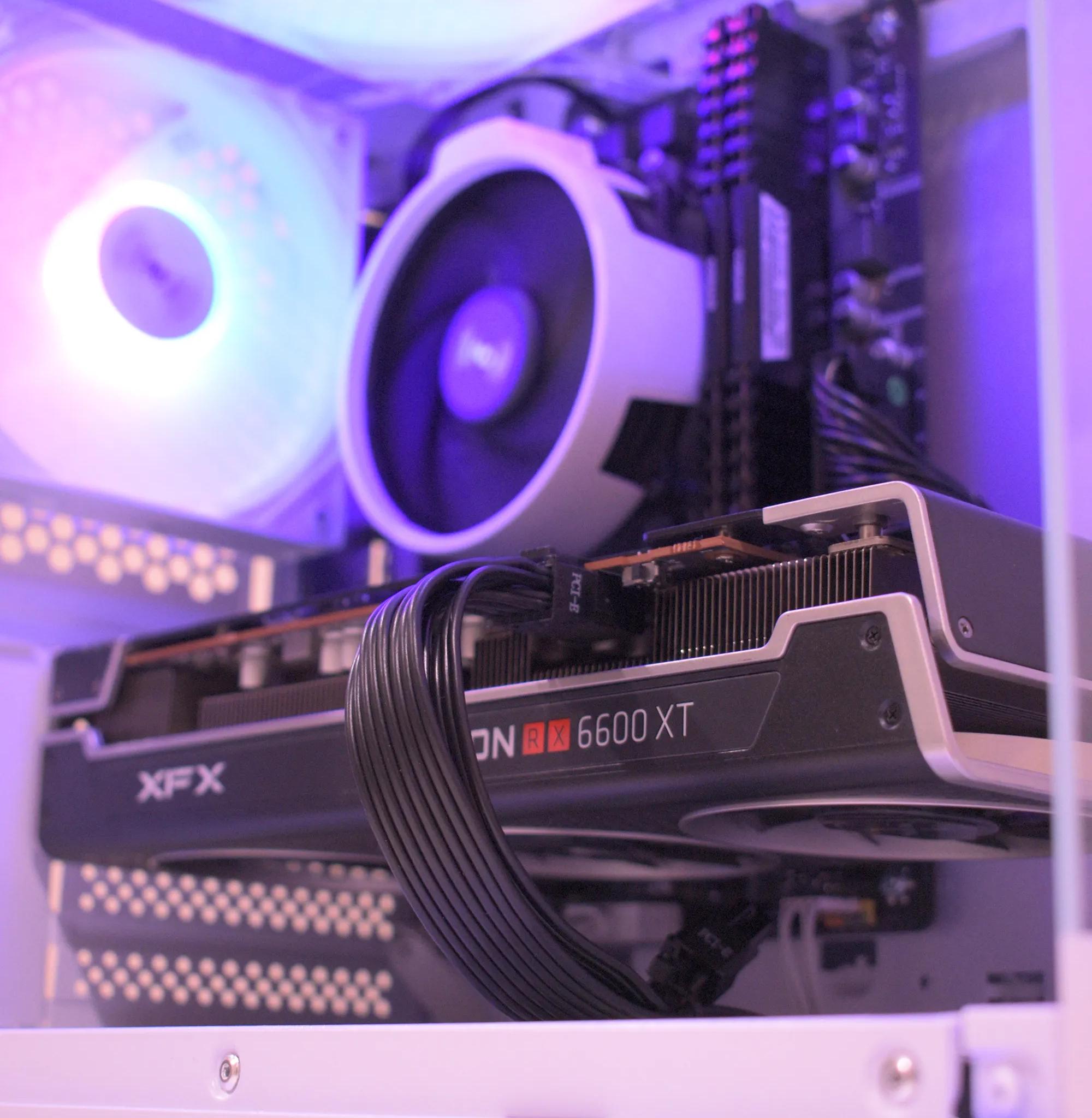 Gaming PC | Ryzen 5 3600 | RX 6600XT 8GB | 16GB DDR4 | 1TB nVME SSD | 1080p White Gaming PC RGB