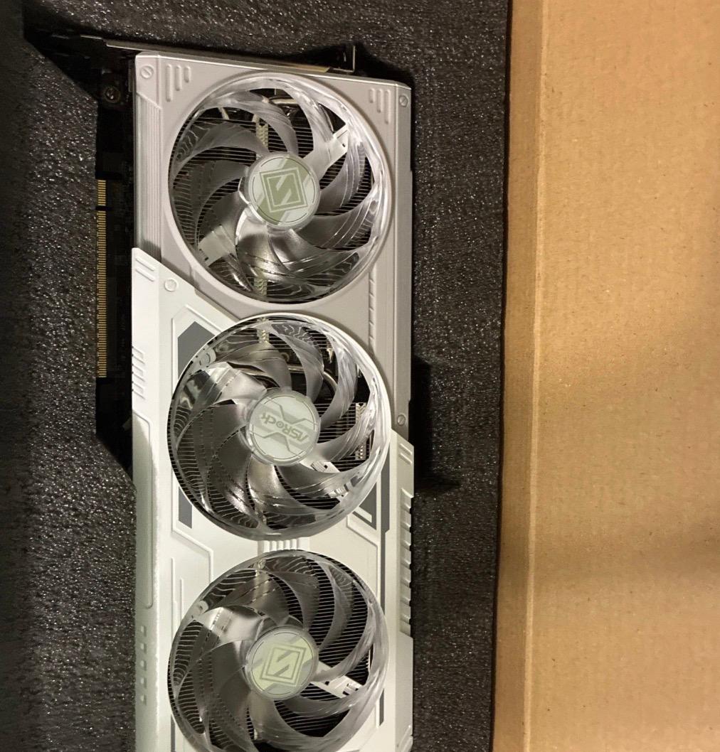 ASRock AMD Radeon RX 9060 XT Steel Legend OC GDDR6