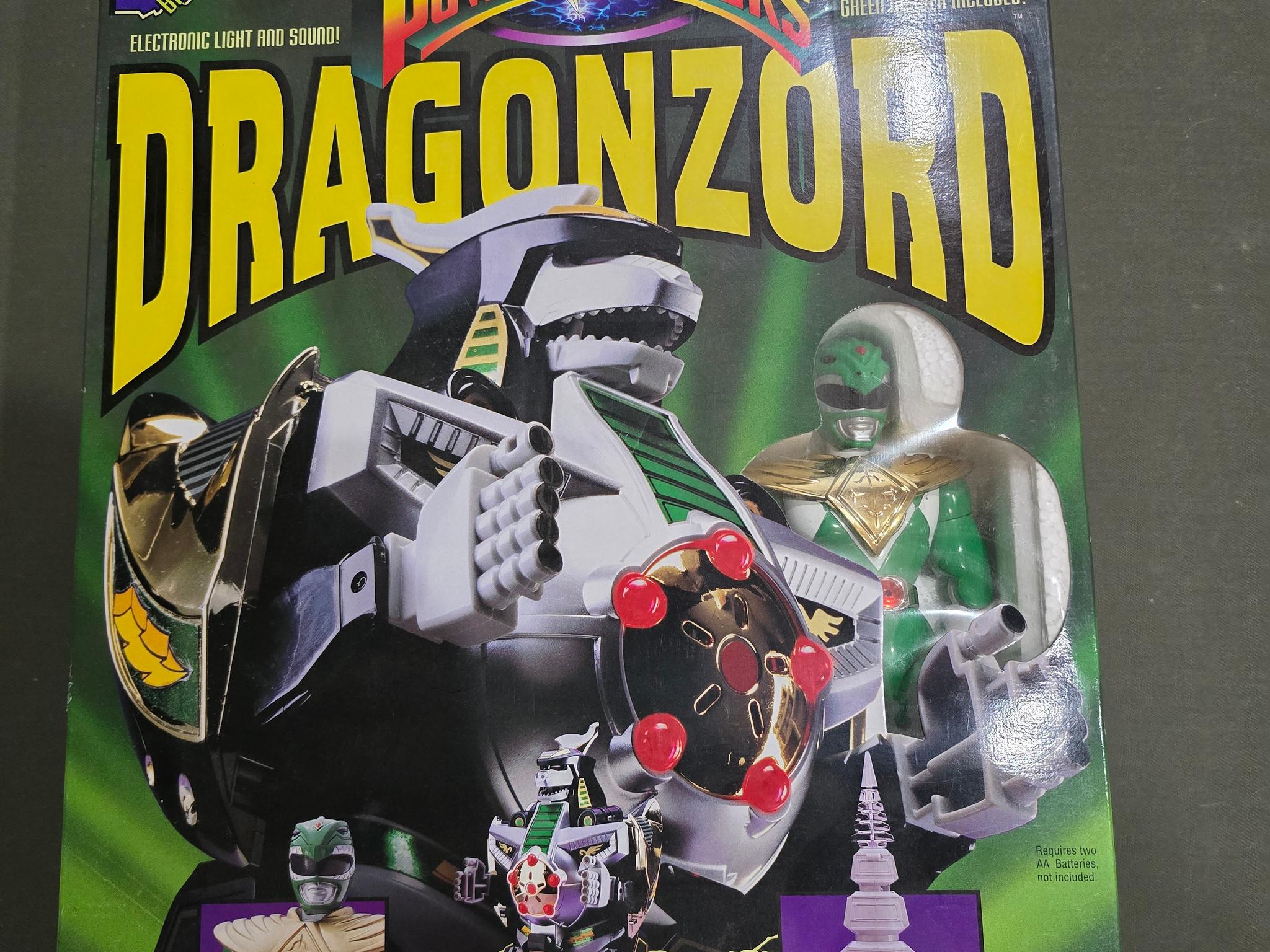 Vintage 1993 Bandai Mighty Morphin Power Rangers Dragonzord w/ Green Ranger