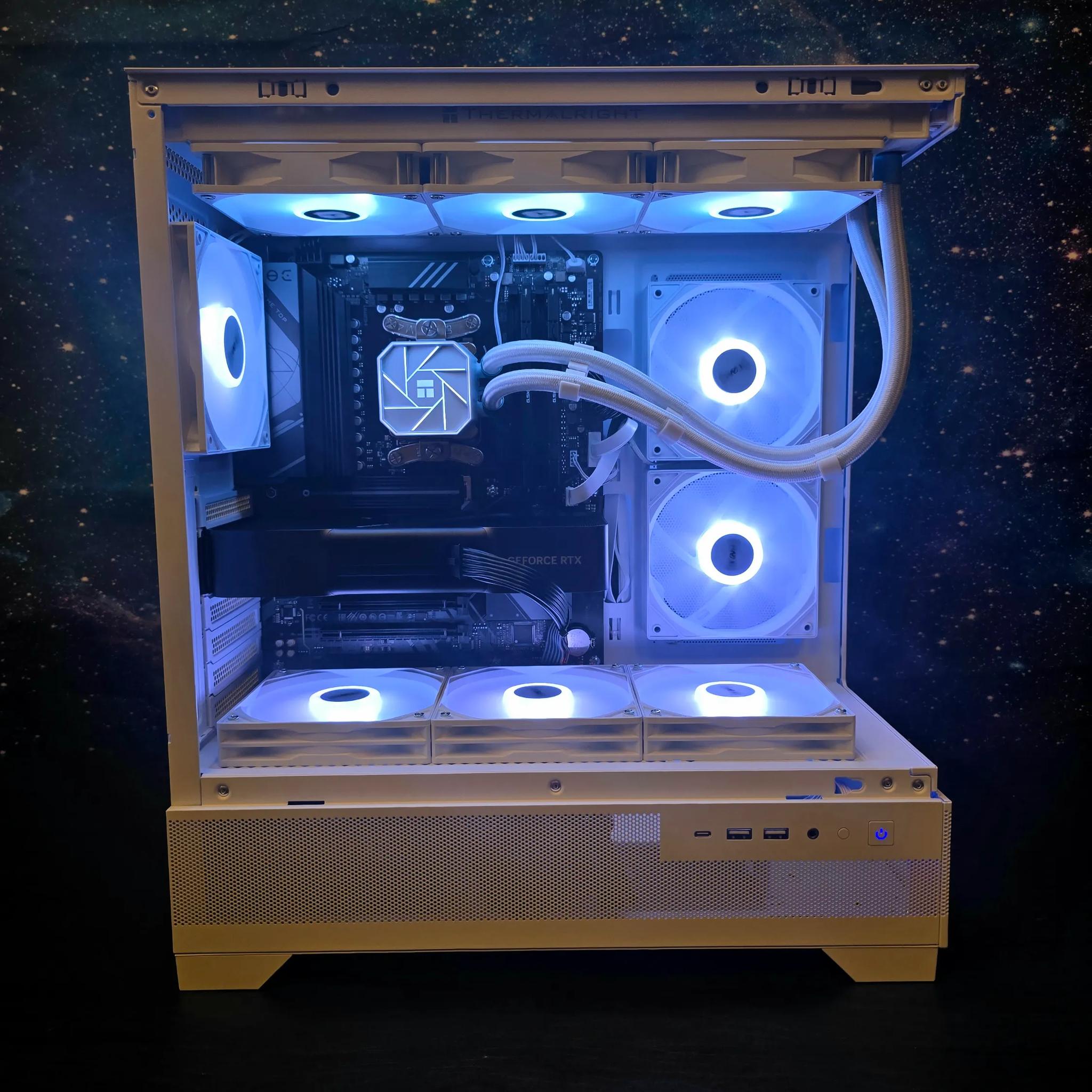 🚀 1440P ALL NEW CUSTOM AM5 PC | RTX 5070 FE | RYZEN 7 7700x | 2TB SSD | 32GB DDR5 6000MHZ CL32 🚀