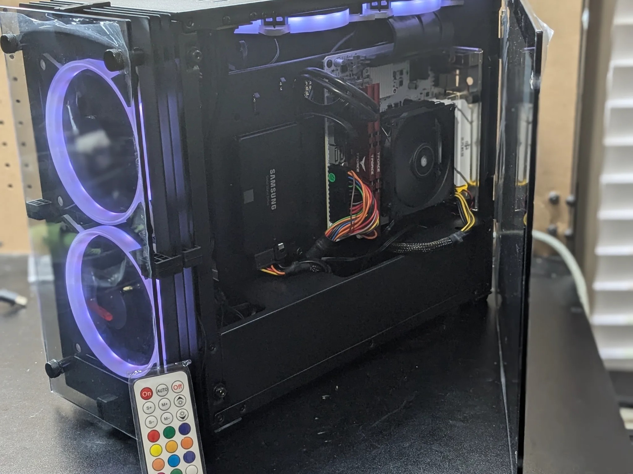SLIM AM4 Upgrade Path | 160 FPS Fortnite | R5 1600, GTX 1070 Ti, 1TB SSD, ITX Case with RGB and Wifi