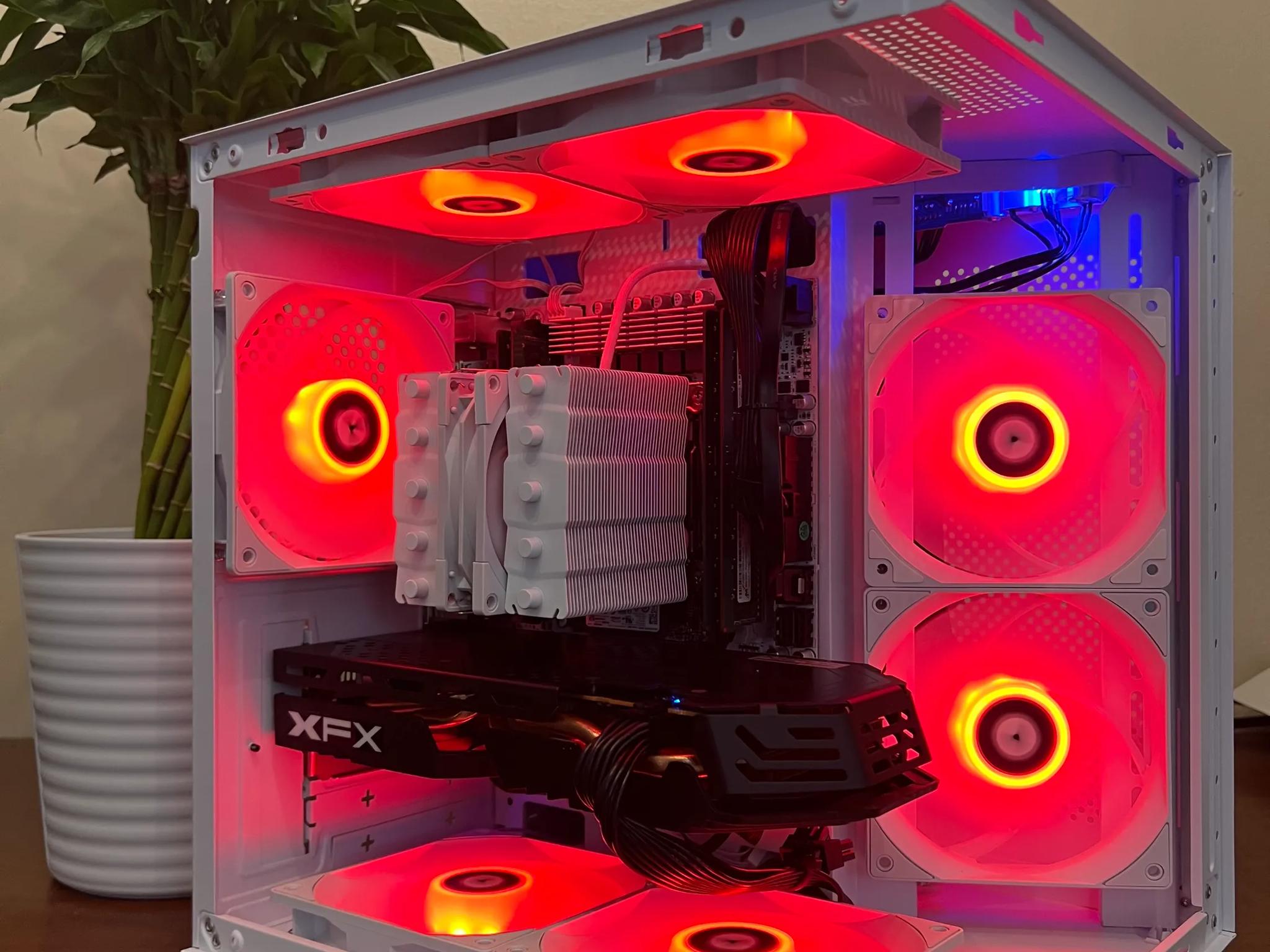 Intel 10 Core White Gaming PC RX 580 1tb Storage 32GB RAM WIFi WINDOWS 11 Pro
