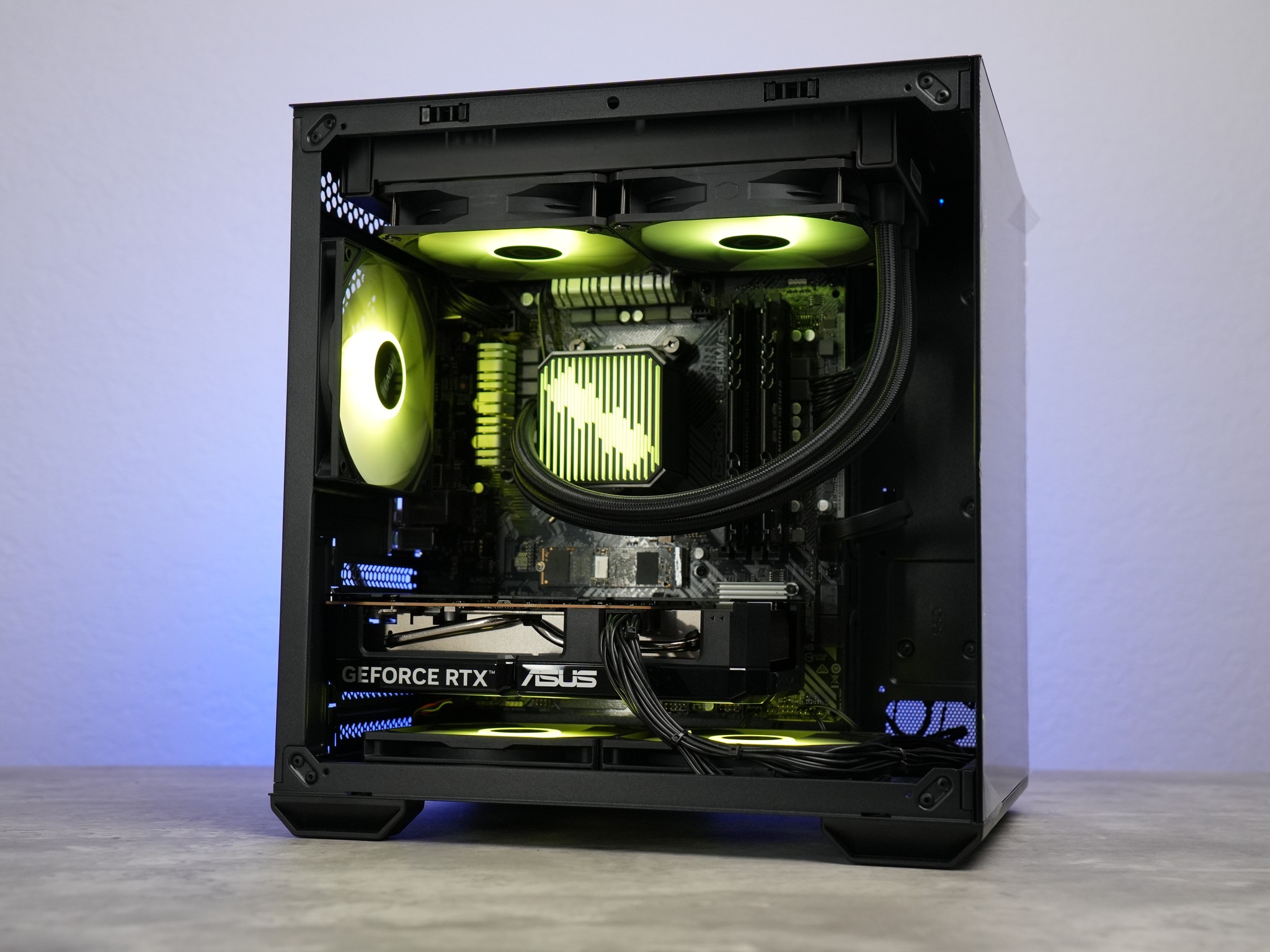 RTX 5060 | RYZEN 7 3700X | 32GB RAM | 1TB SSD | WINDOWS 11 |