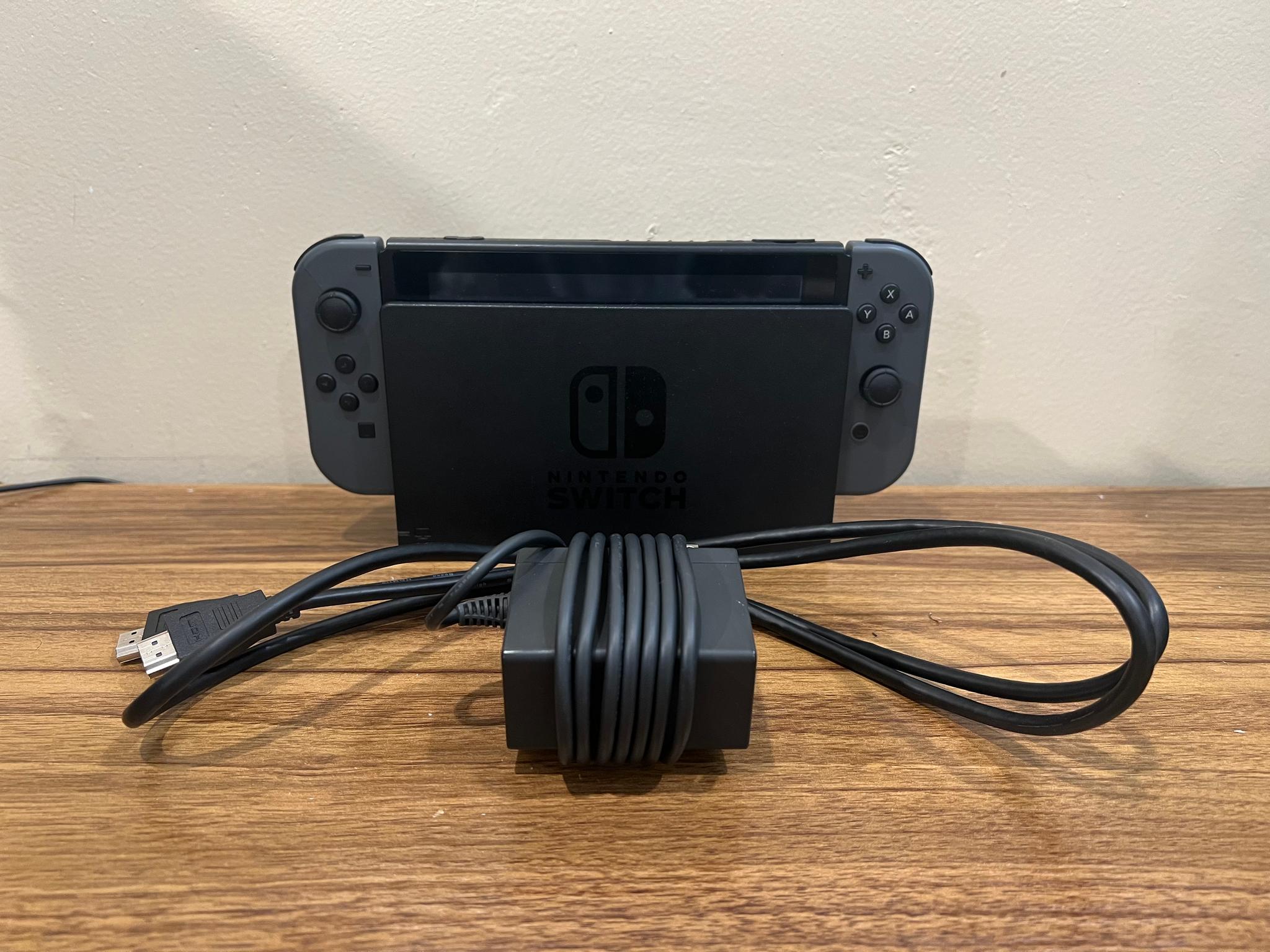 Nintendo Switch V2 32GB | Comes with Joycons Power and HDMI Cables | Gray