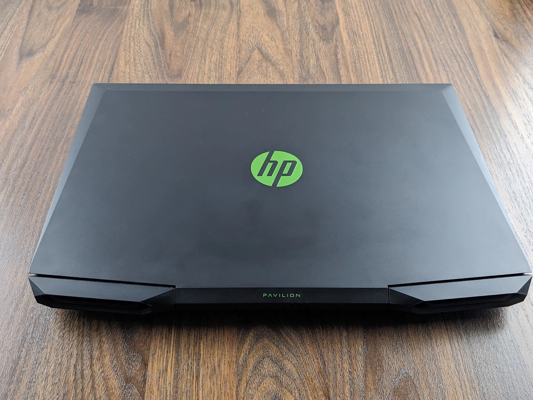HP Pavilion Gaming GTX 1650, i5-9300H, 12GB DDR4, 256GB NVMe, 1TB HDD