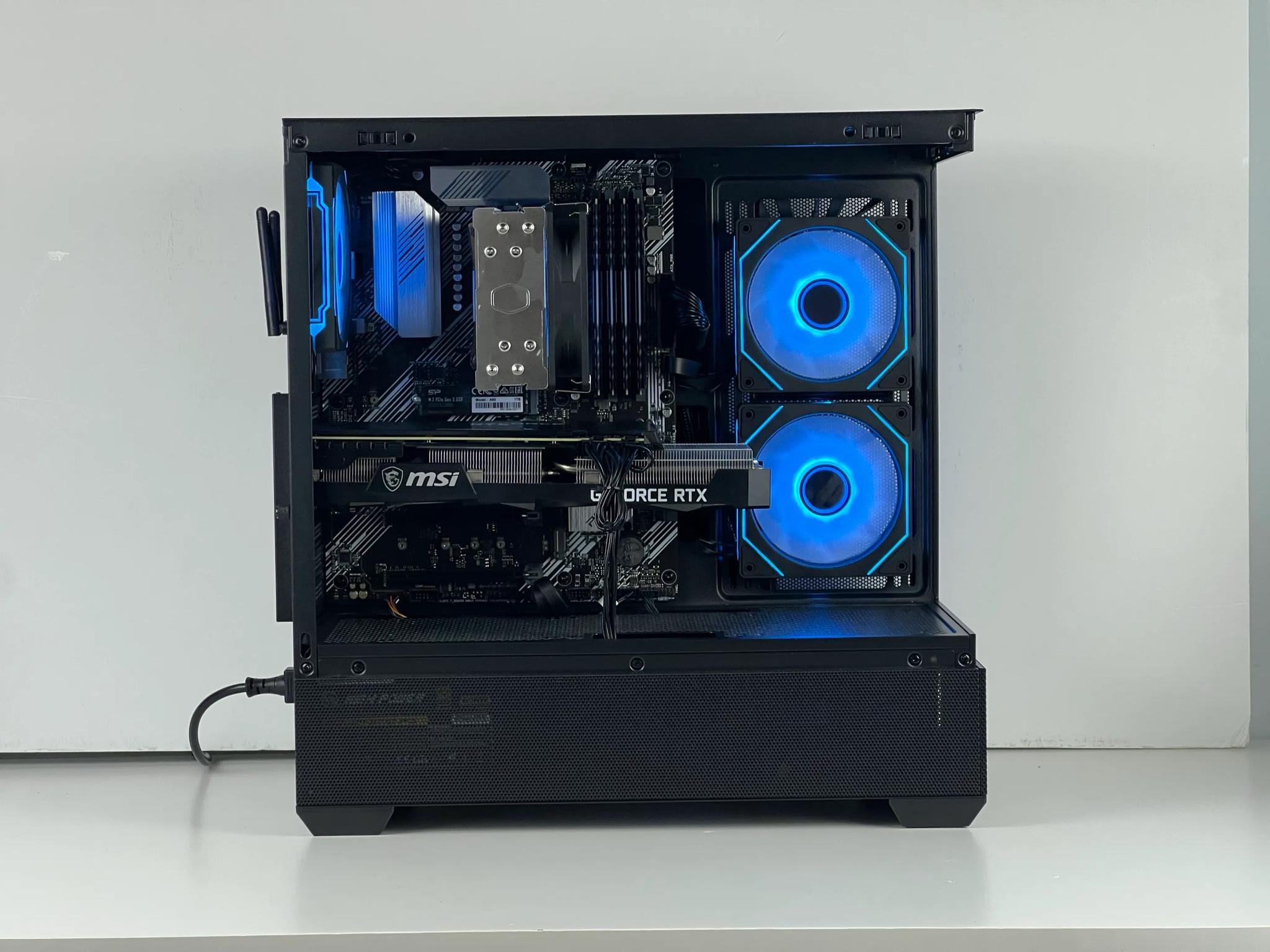 Clean Black Gaming PC | RTX 3070 | Ryzen 5 5600 | 1TB SSD | 32GB RAM