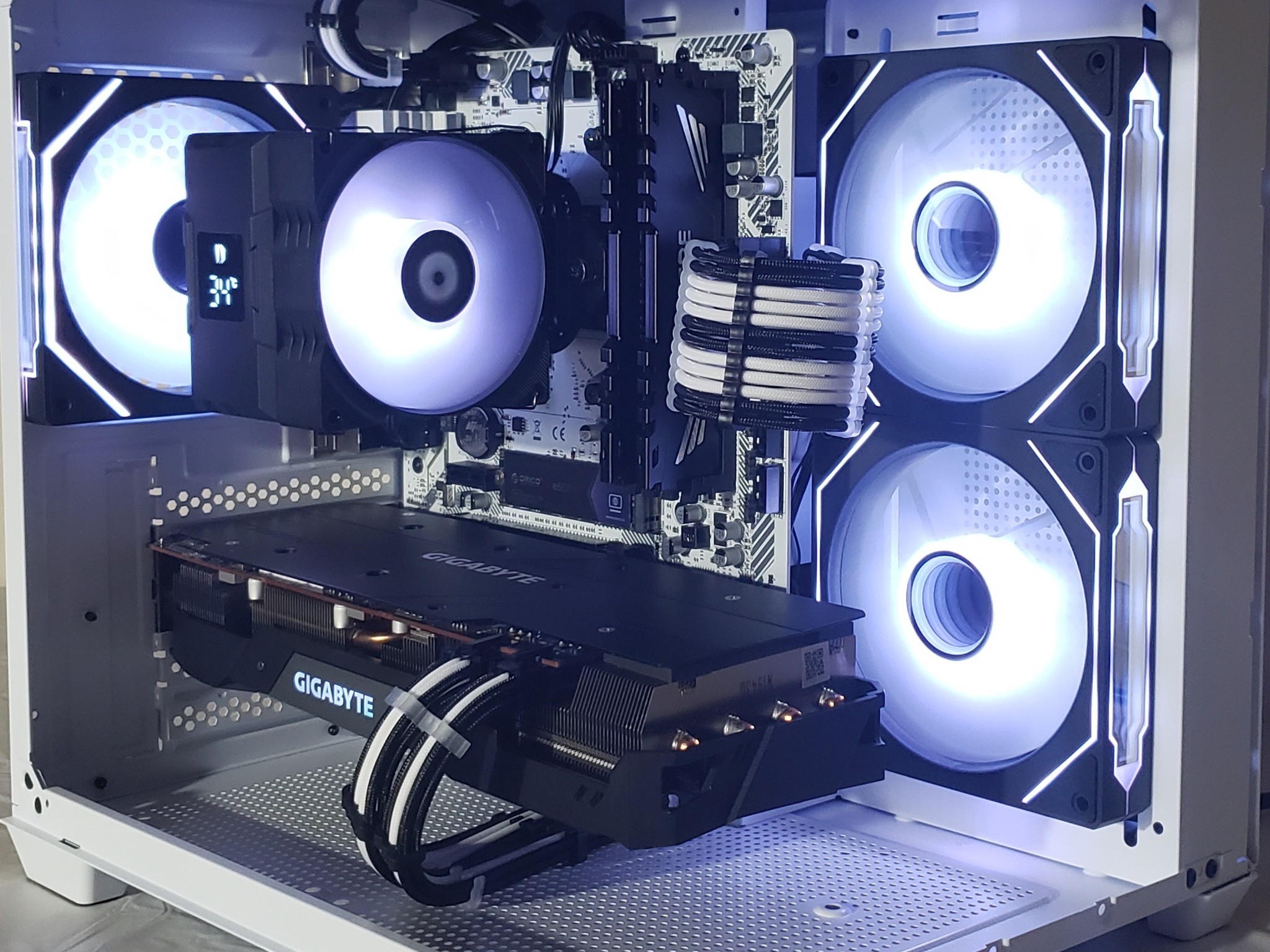 1080/1440p Gaming PC | AMD Ryzen 5 3600 | RX 5700XT | 16GB RAM | 1TB NVMe SSD