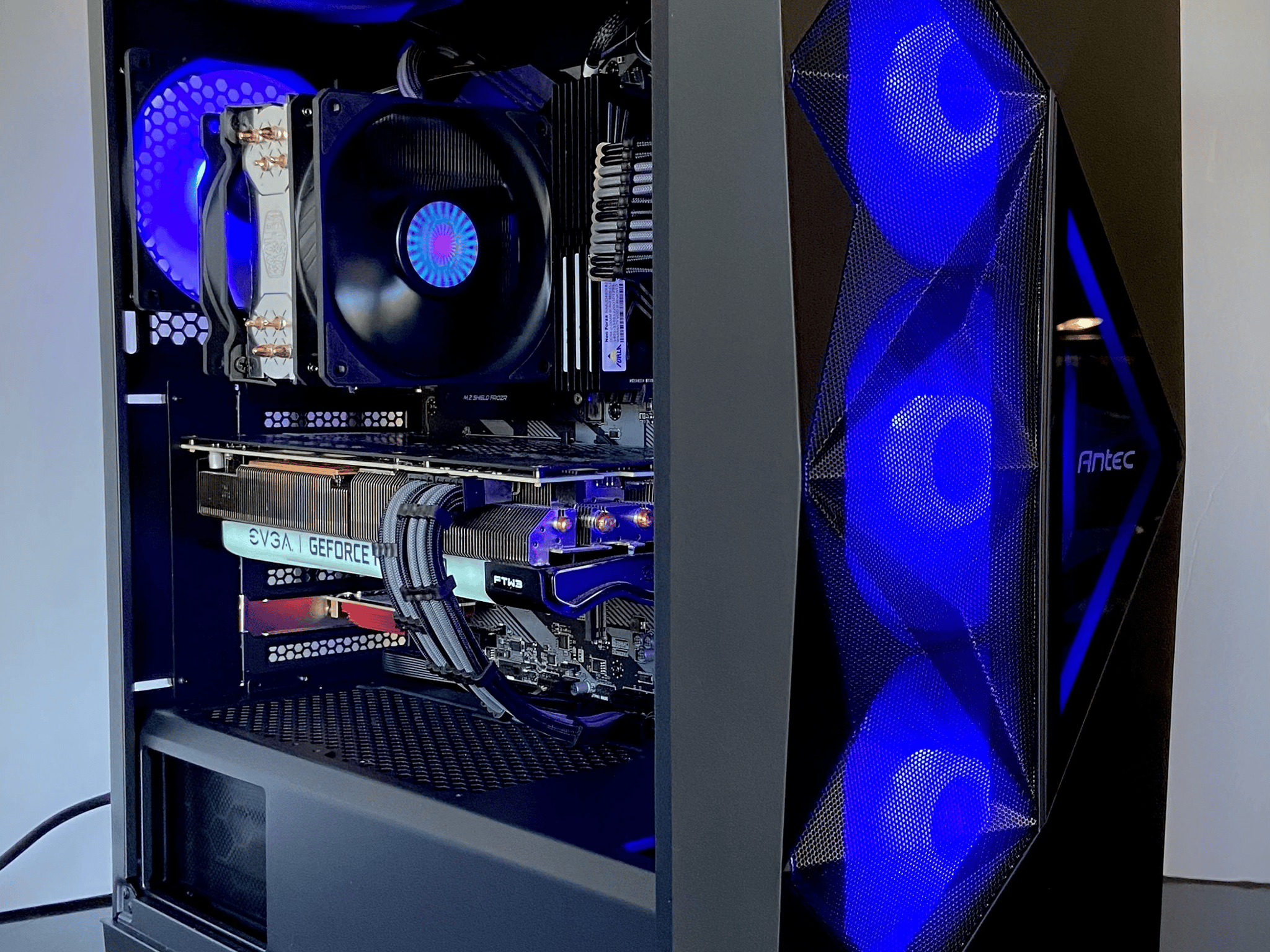 Powerful Gaming/Streaming PC! Core i5-10600K || RTX 3070 || 32GB RAM || 1TB NVMe SSD