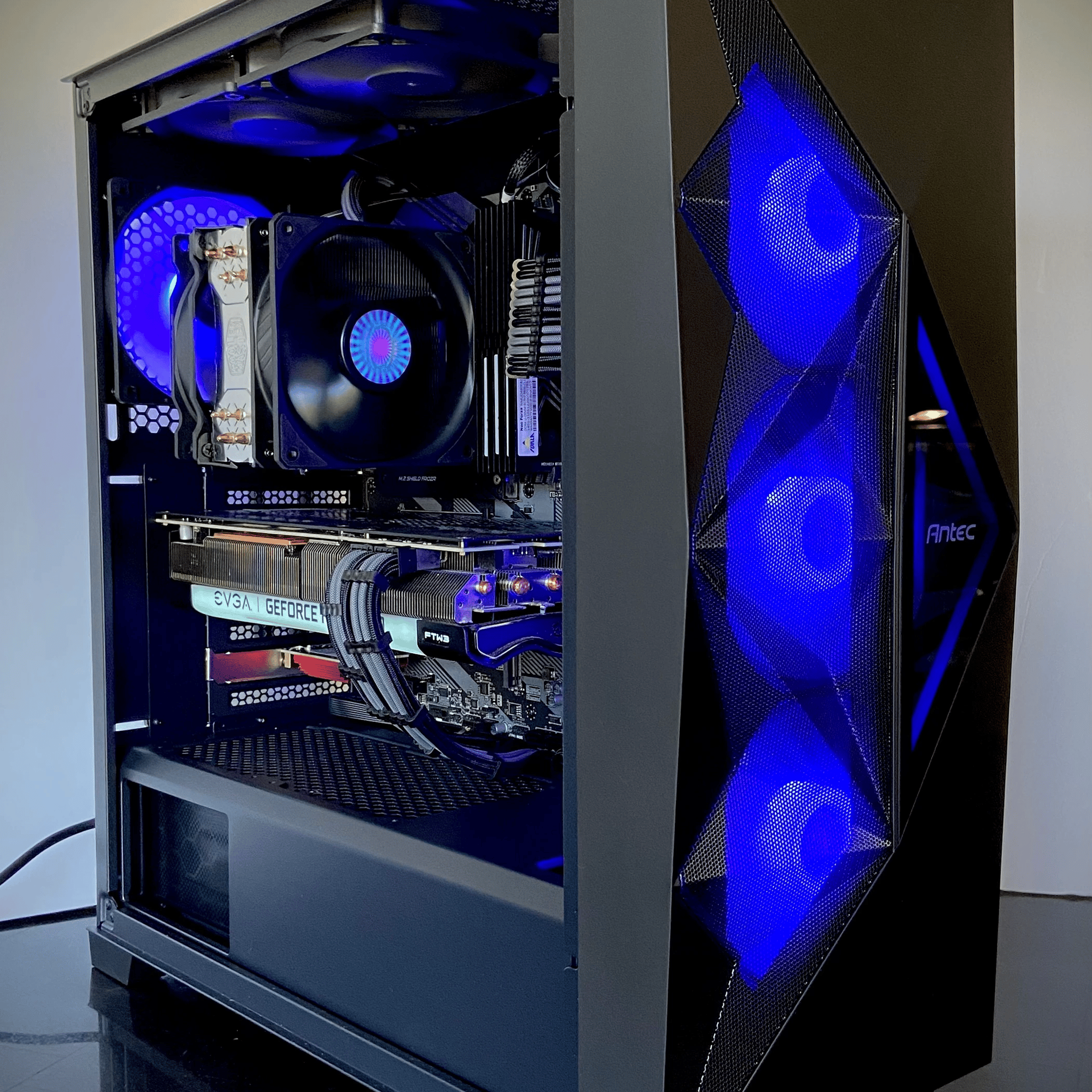 Powerful Gaming/Streaming PC! Core i5-10600K || RTX 3070 || 32GB RAM || 1TB NVMe SSD
