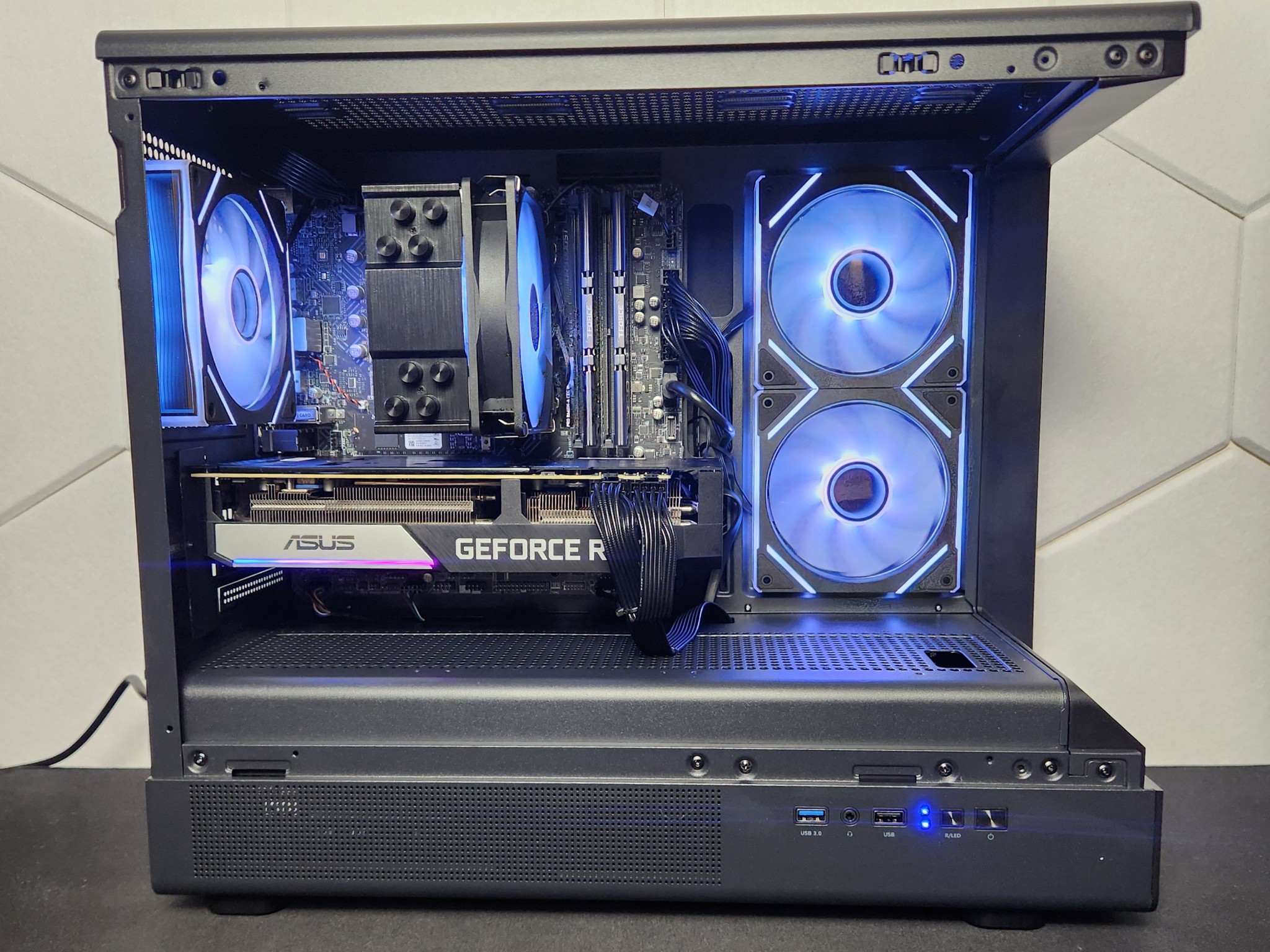 RTX 3070 | Intel I5-12400F | 16GB DDR4 | 1.25TB SSD+HDD | WIFI+BT "Night Runner"