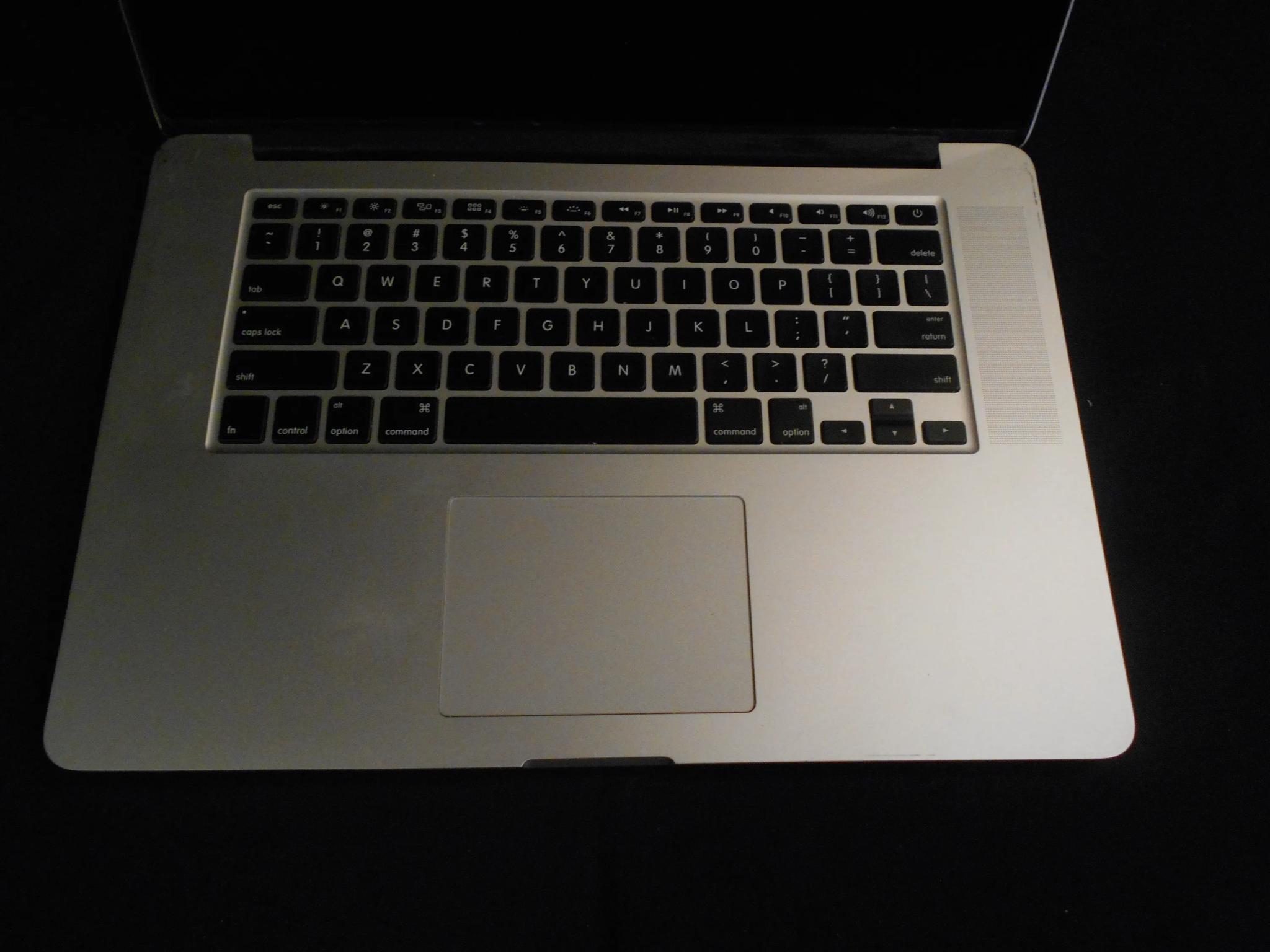 Macbook pro a1398 2015 15"