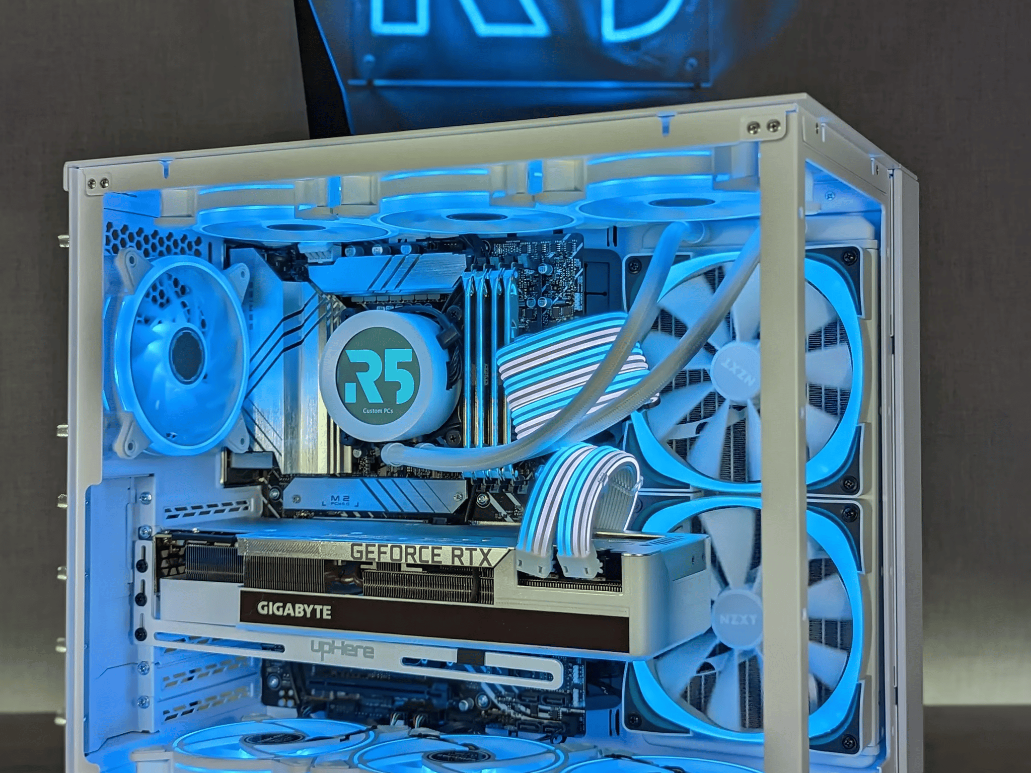 RTX 3090 // i7 13700K // 32GB 5400mhz DDR5 // 3.5TB Gen4 NVMe // WiFi