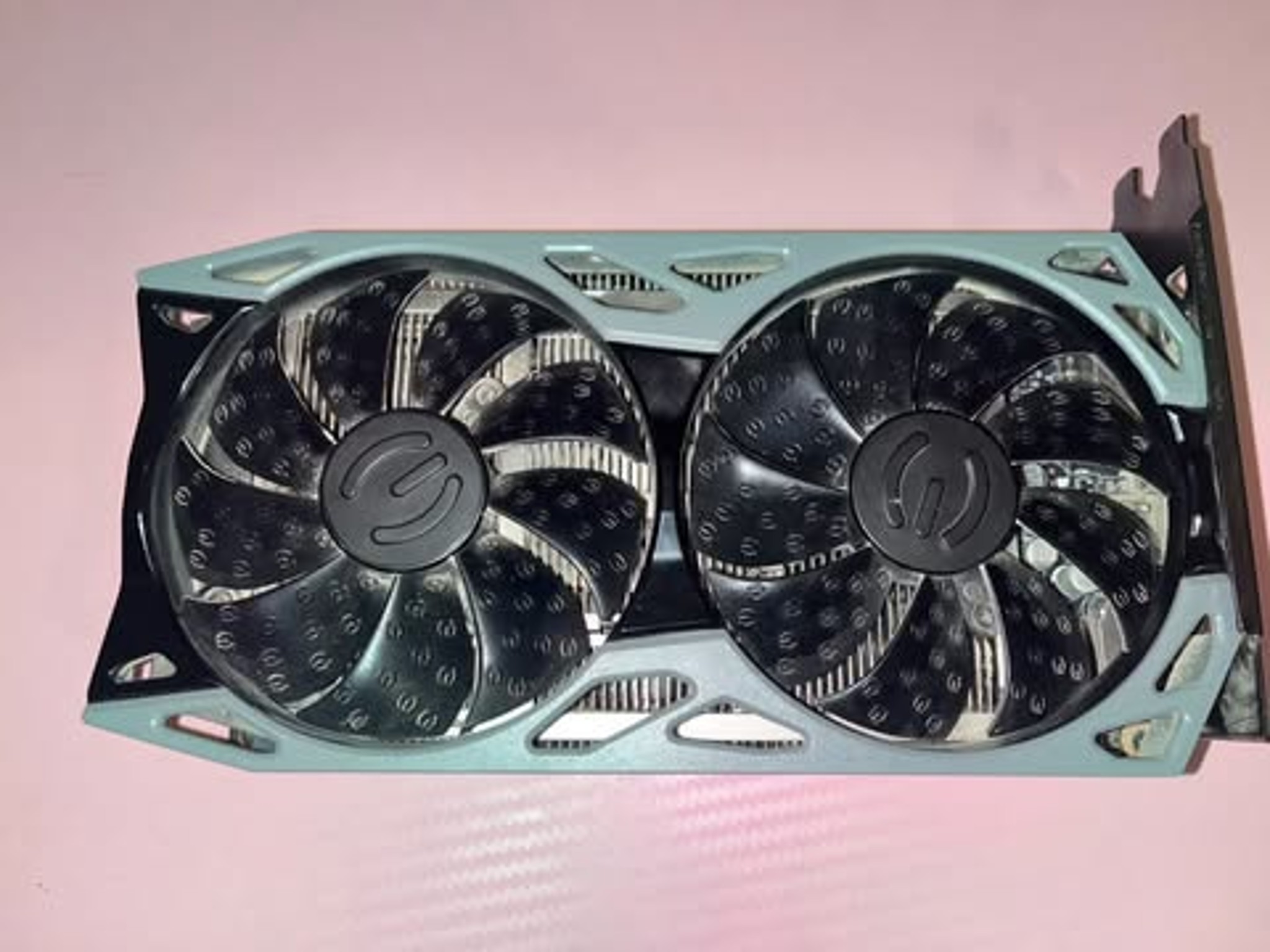 RTX 2060 EVGA ULTRA GAMING KO
