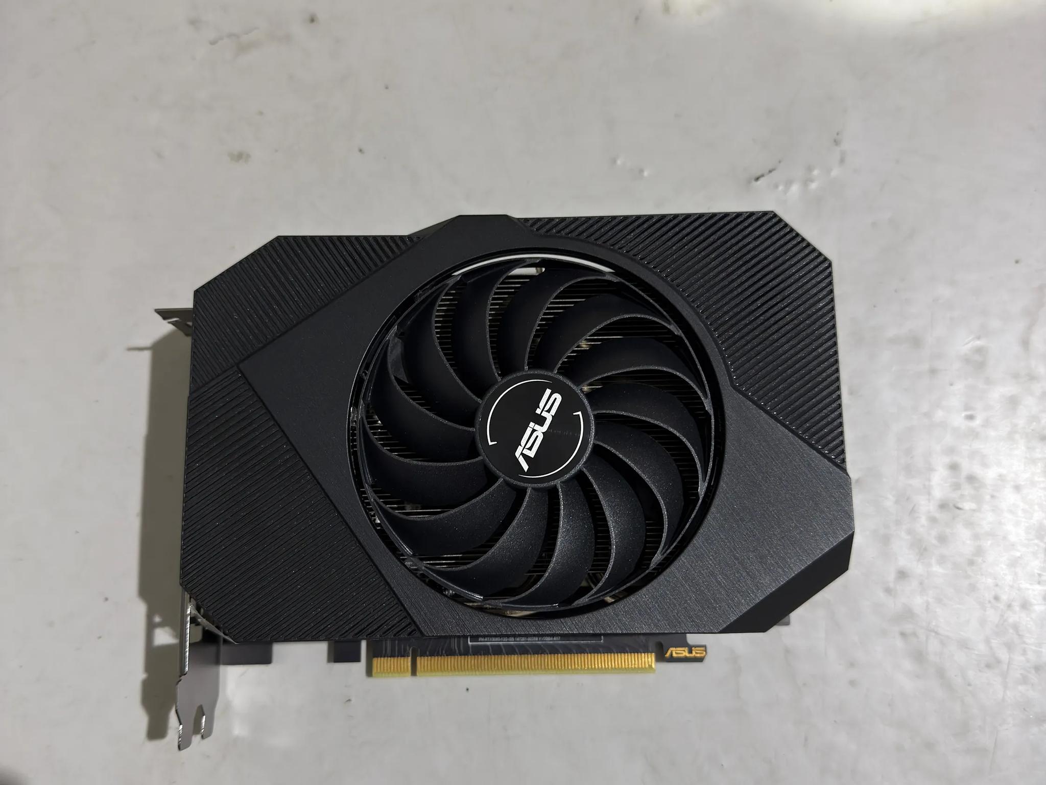 Asus Phoenix RTX 3060 V2 - 12GB Ram