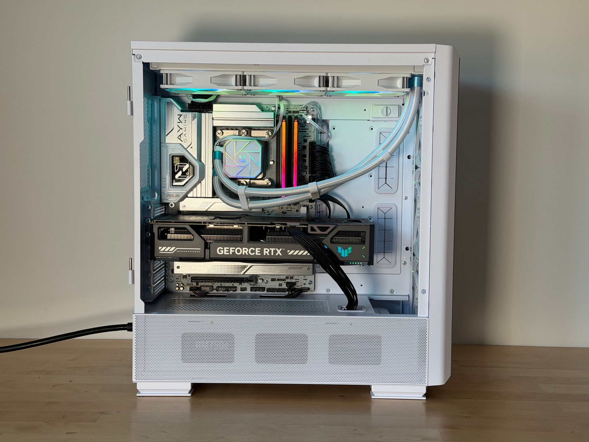 RTX 5070 Intel Core Ultra 265KF Gaming PC