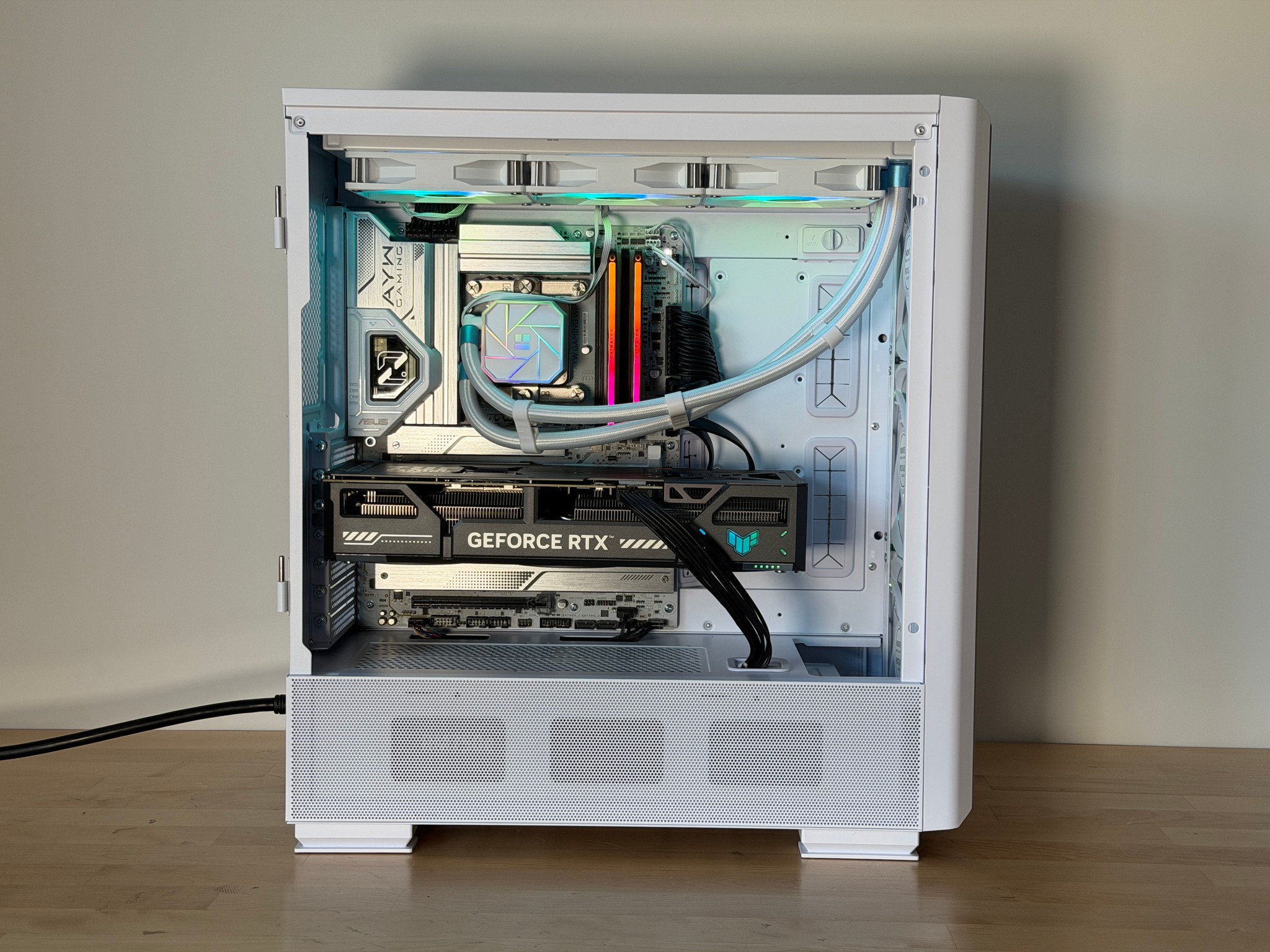 RTX 5070 Intel Core Ultra 265KF Gaming PC