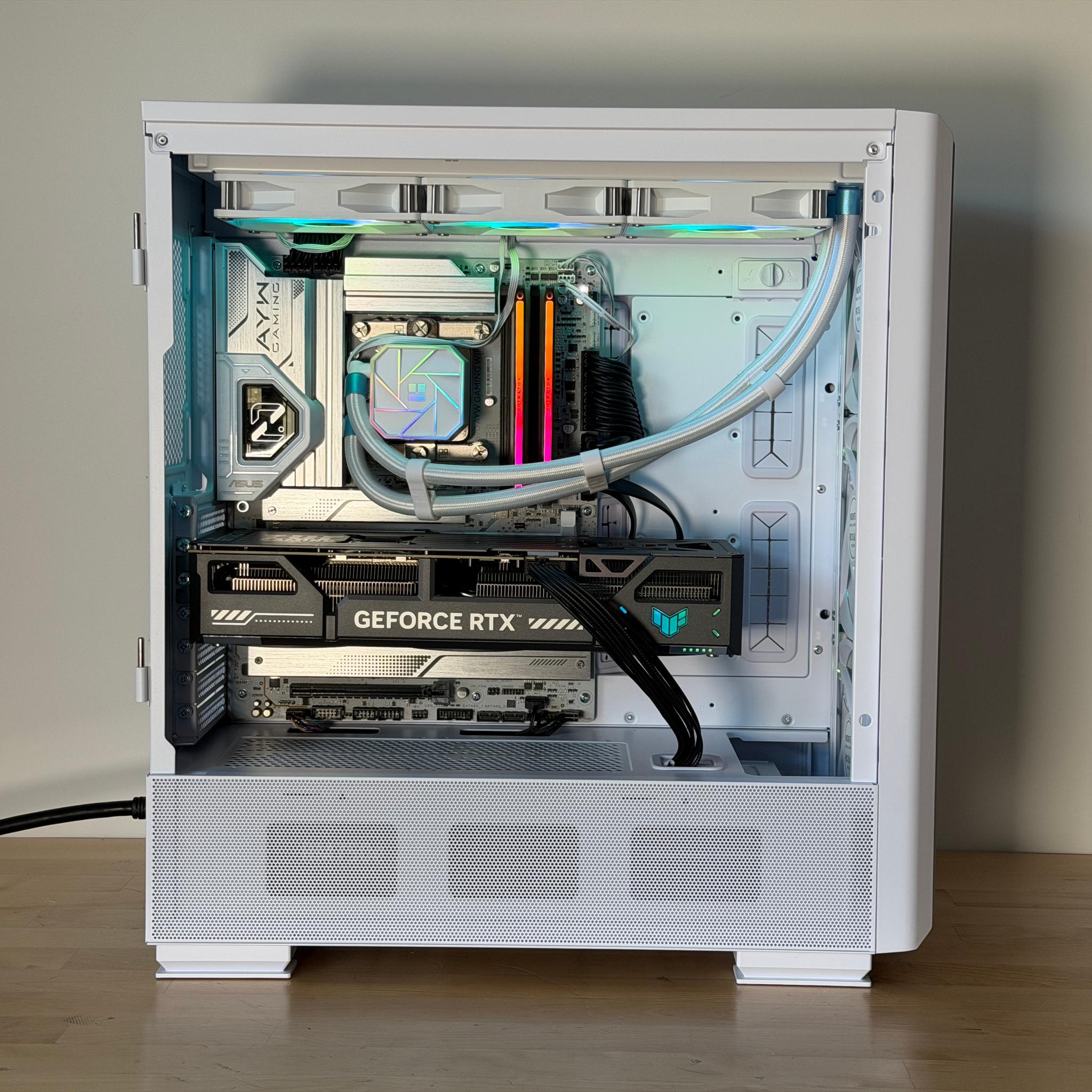 RTX 5070 Intel Core Ultra 265KF Gaming PC