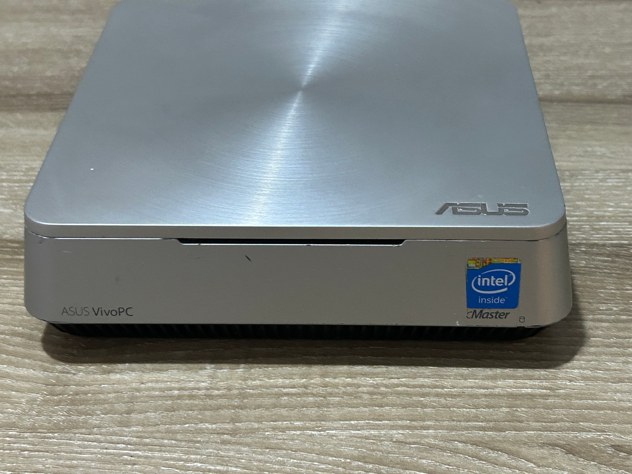 ASUS VM42 Vivo PC CPU CELERON 2957U 1.40GHz RAM Windows 11