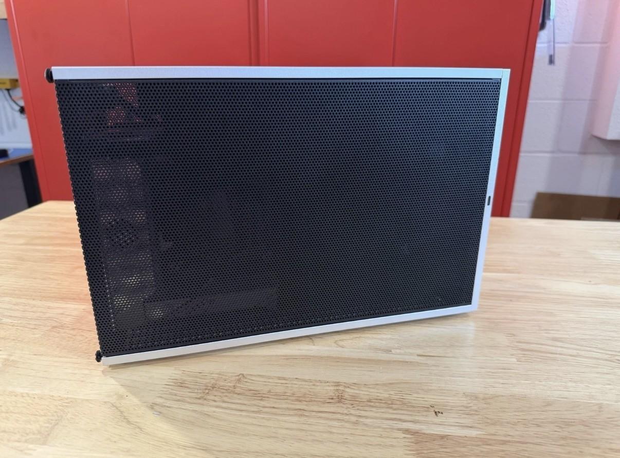FORMD T1 | RTX 5080 | Ultra 7 265KF | 8TB NVME SSD | 128GB Ram