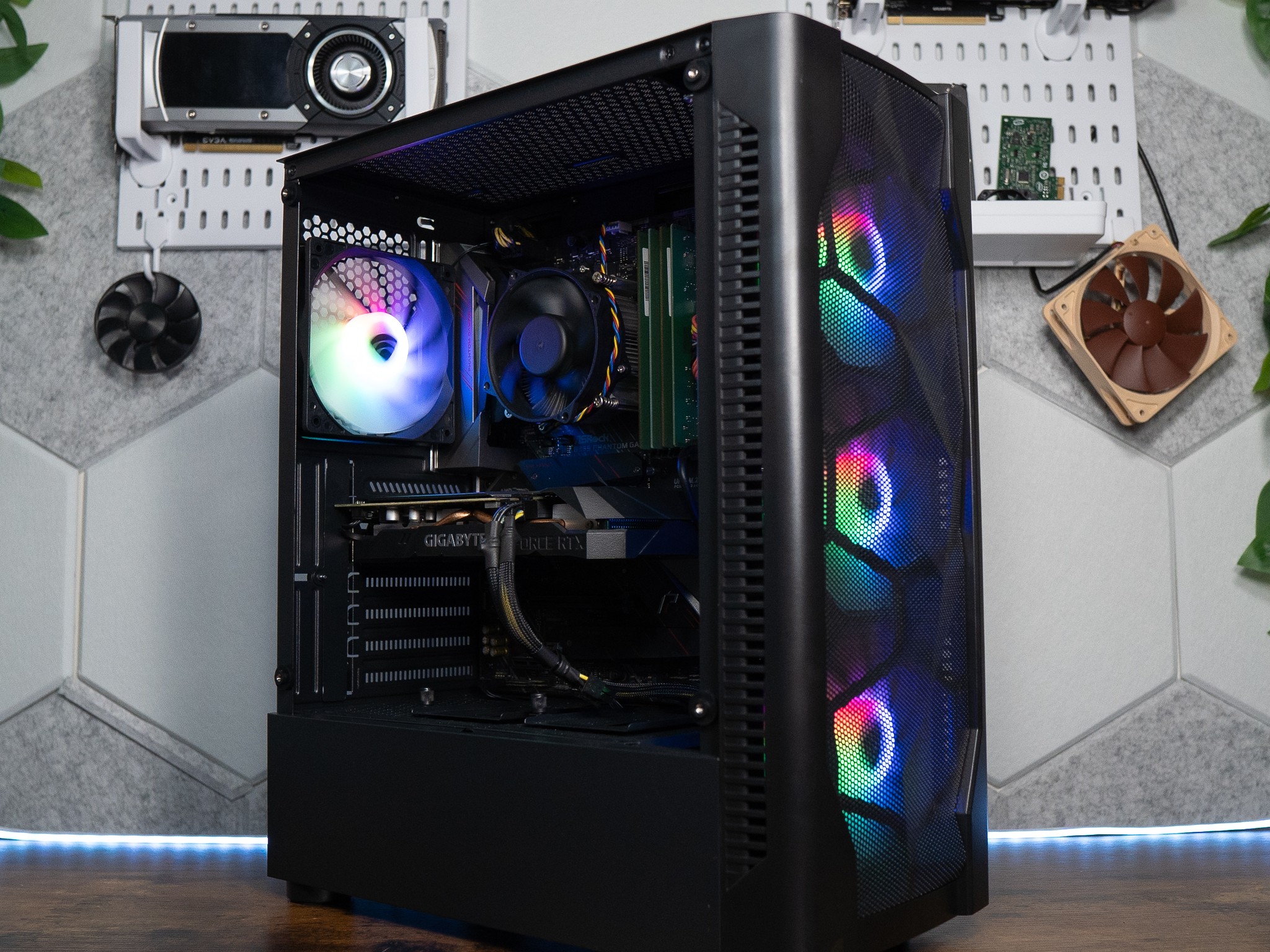 🍬🚀 | GIGABYTE RTX 2060 6GB | INTEL i7 8700 | 32GB DDR4 RAM | 1.25TB | Candy Rocket