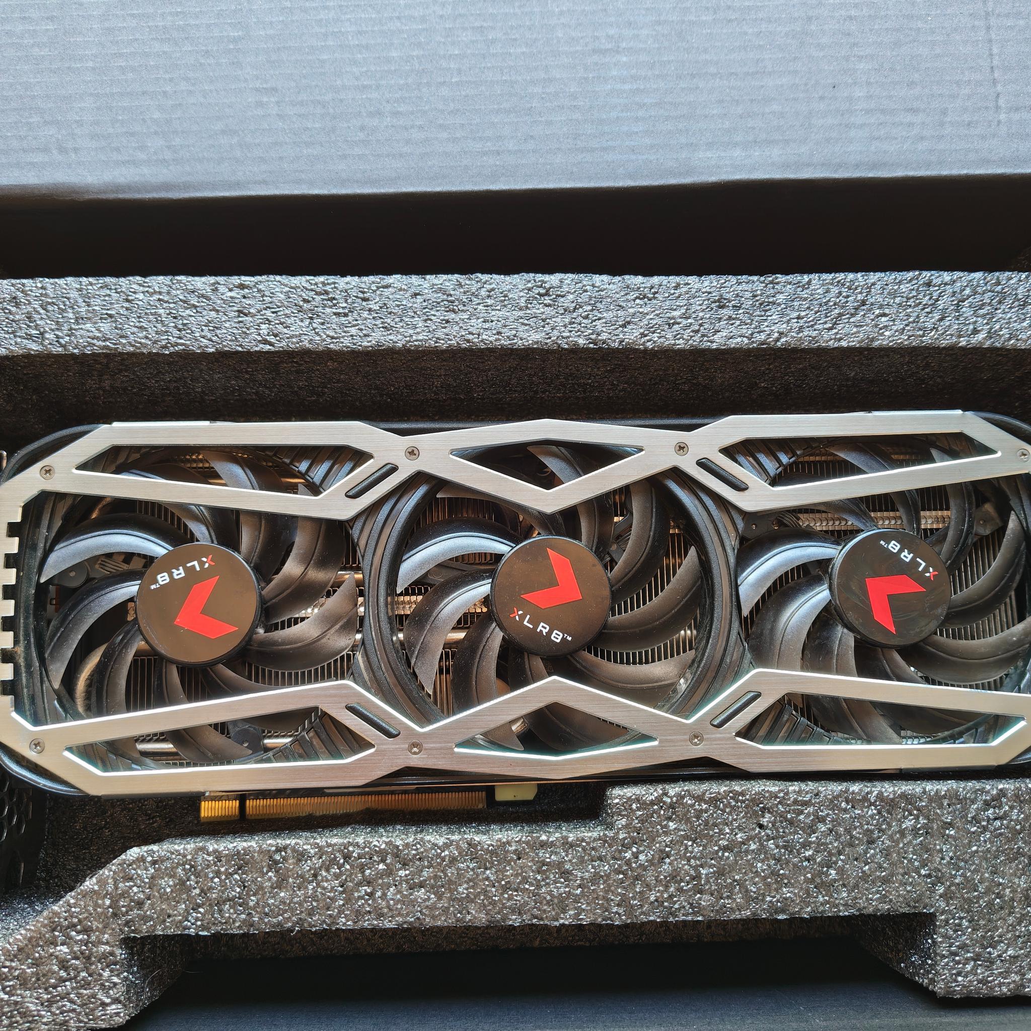PNY XLR8 Gaming REVEL EPIC-X RGB GeForce RTX 3080 10GB