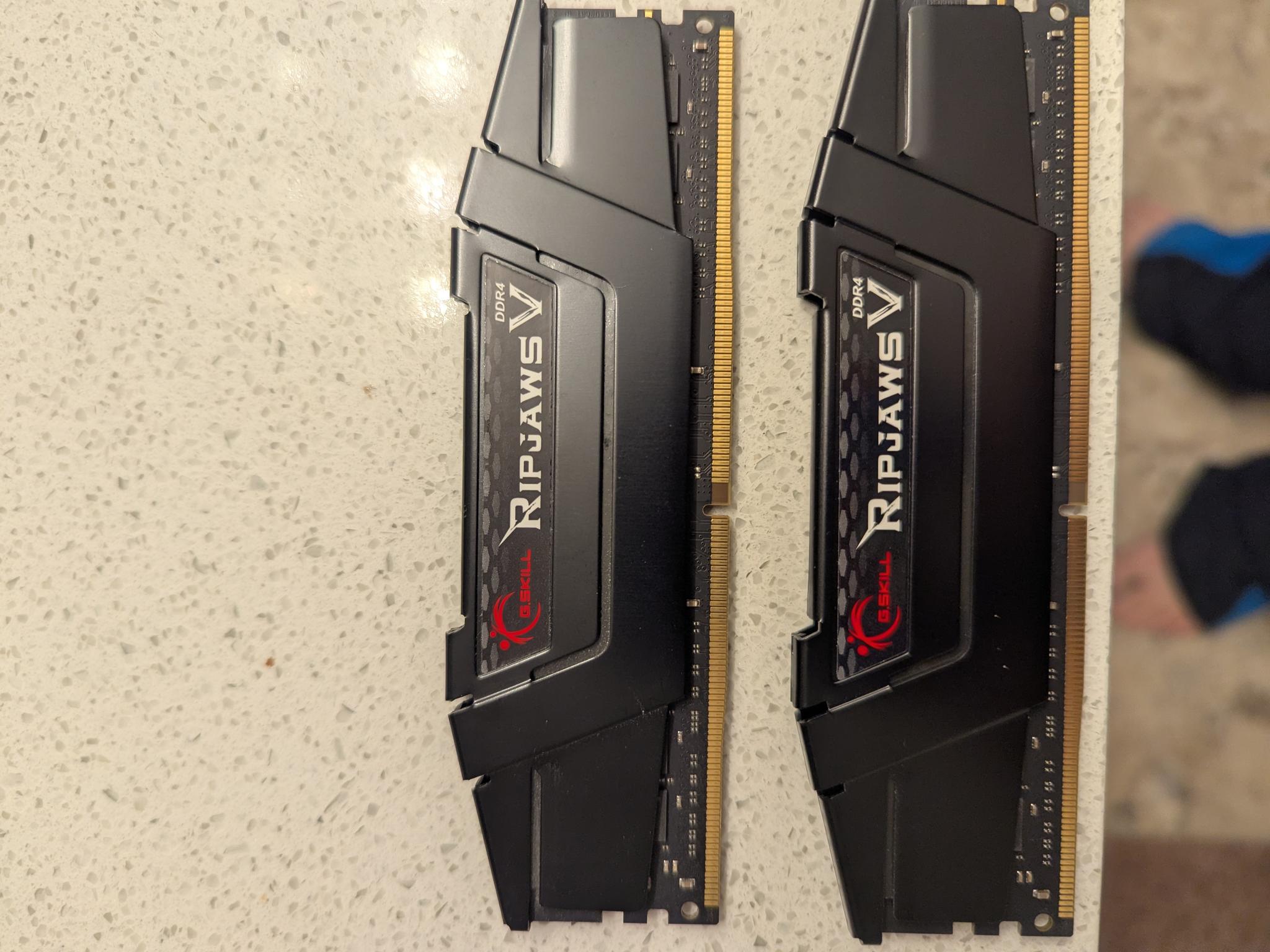 G.Skill Ripjaws V 32GB(16x2) 3200MHz