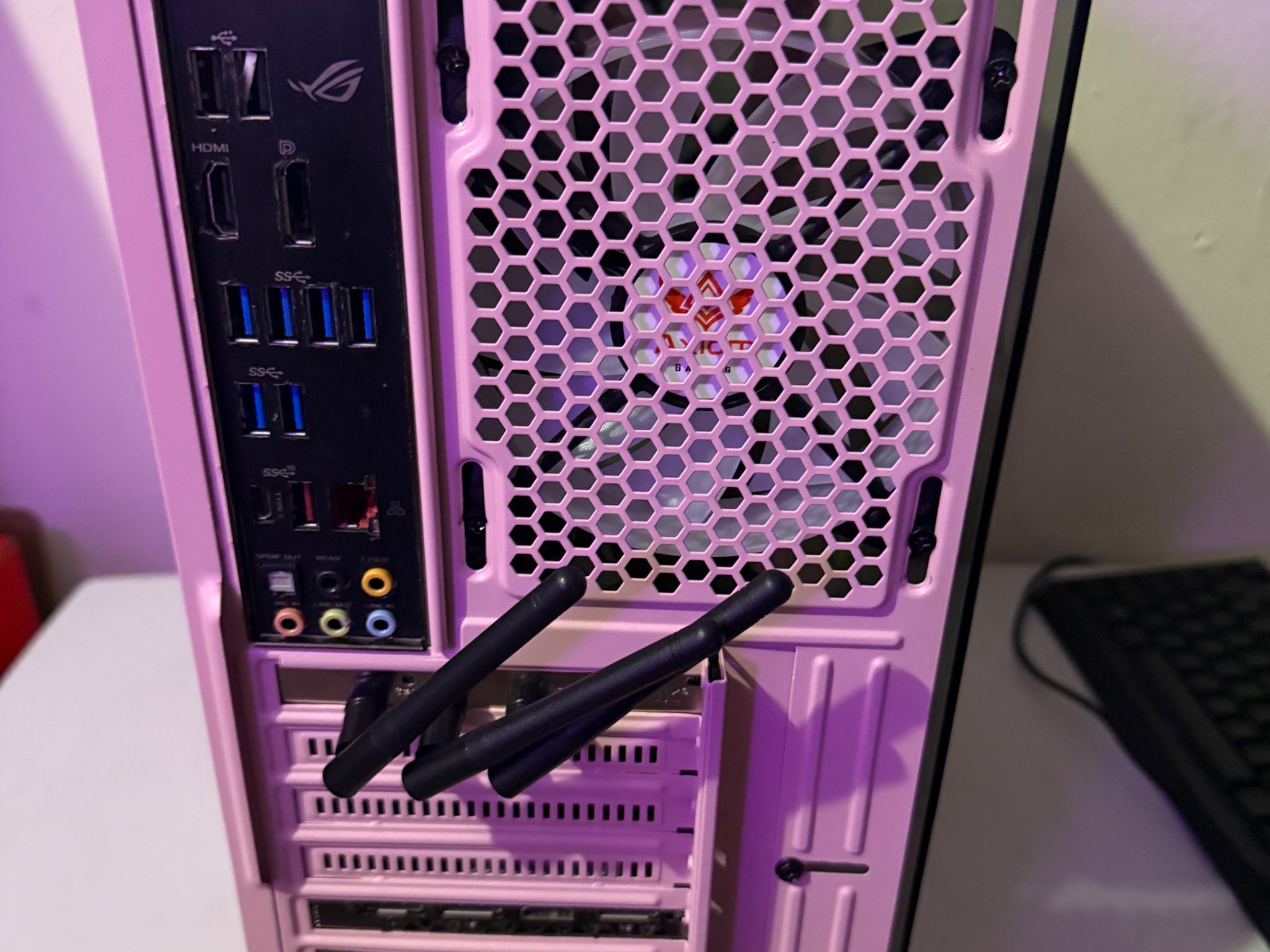 Pink Sparkle✨ Gaming PC | Ryzen 5 2600X | RTX 2060 | 16GB RAM | 120GB SSD/1.5TB HDD | Windows 11 Pro