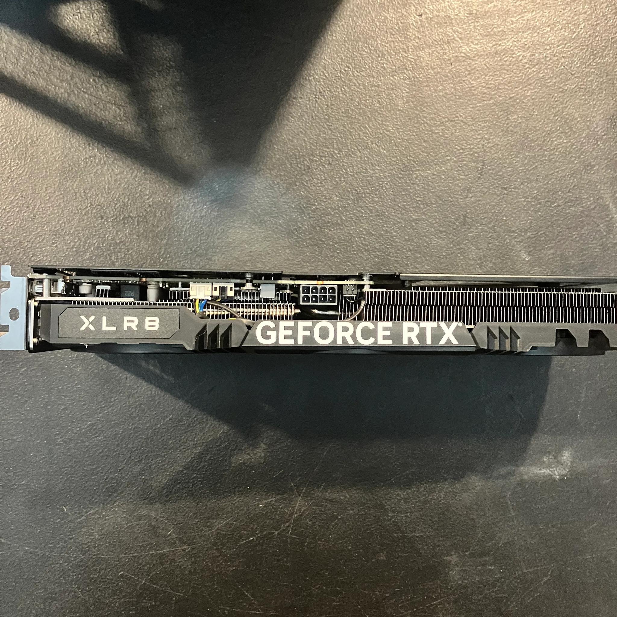 PNY RTX 4060 Ti XLR8 8gb 3 FAN 8 pin pcie 4.0
