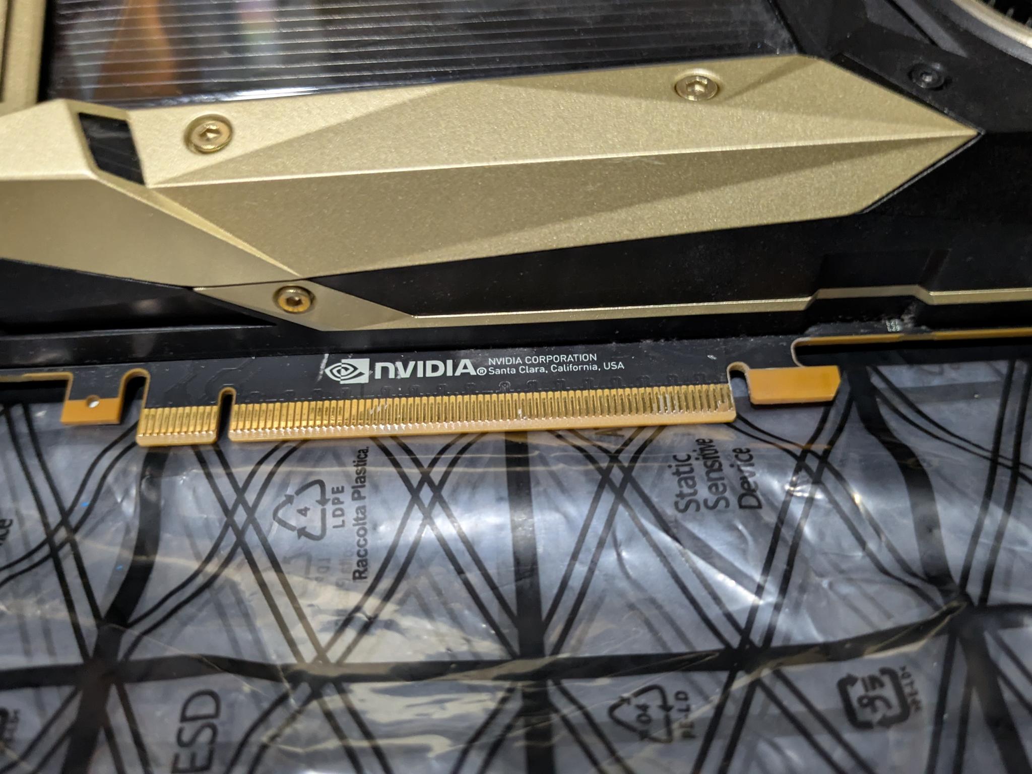 NVIDIA TITAN V - Image 4