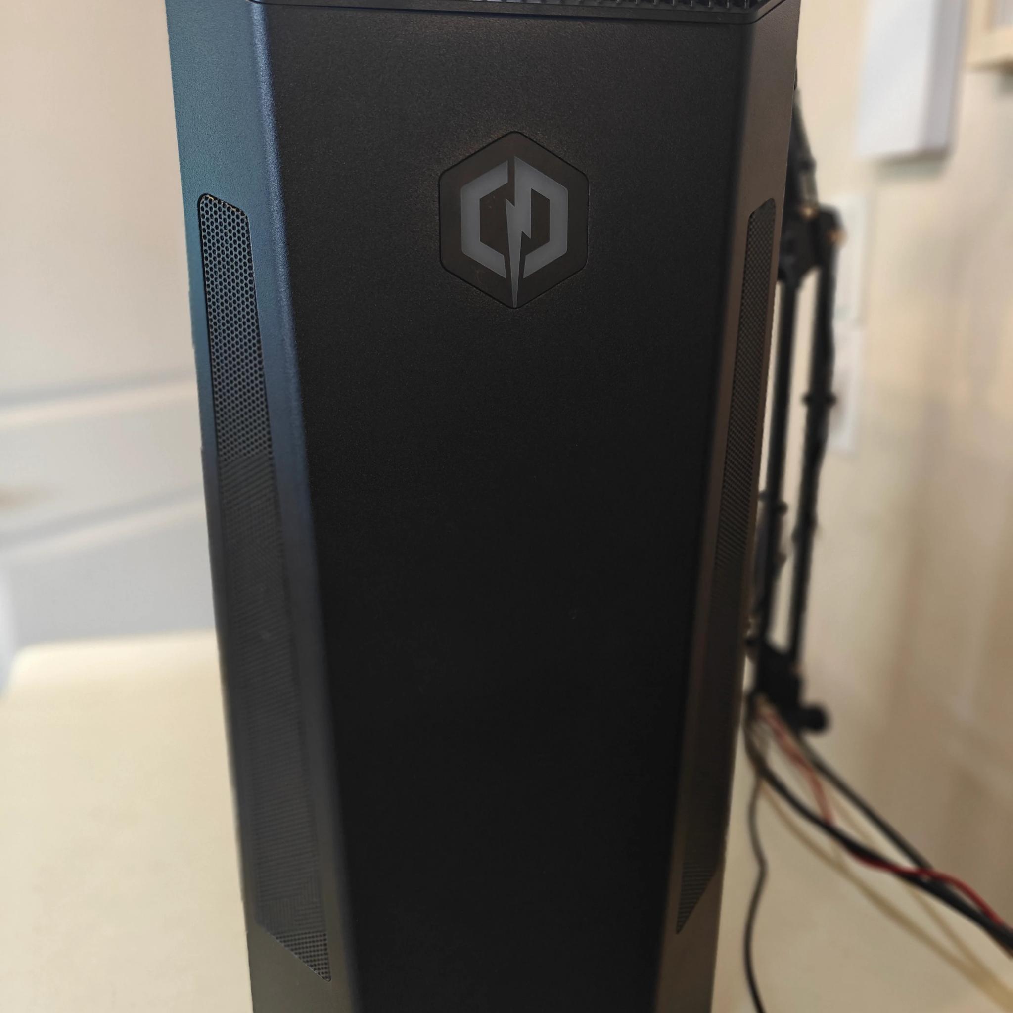 Lightning Recharged ⚡🕶️🏷️ | Ryzen 7 5700X3D | Radeon RX 6700 XT | 32GB DDR4 RAM | 1TB NVMe SSD
