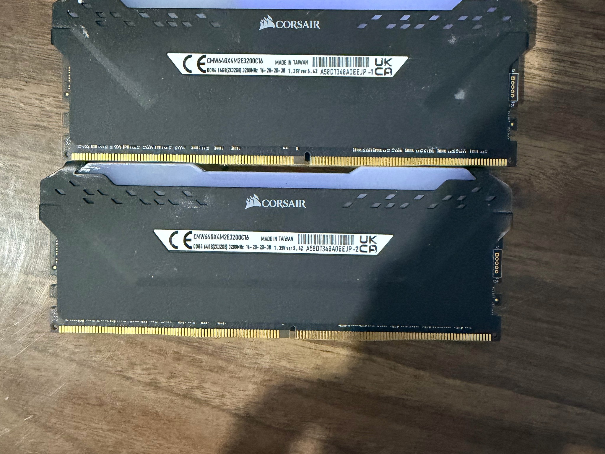 Corsair Vengeance RGB Pro Black 64GB CL16 3200 MT/s DDR4(2X32)