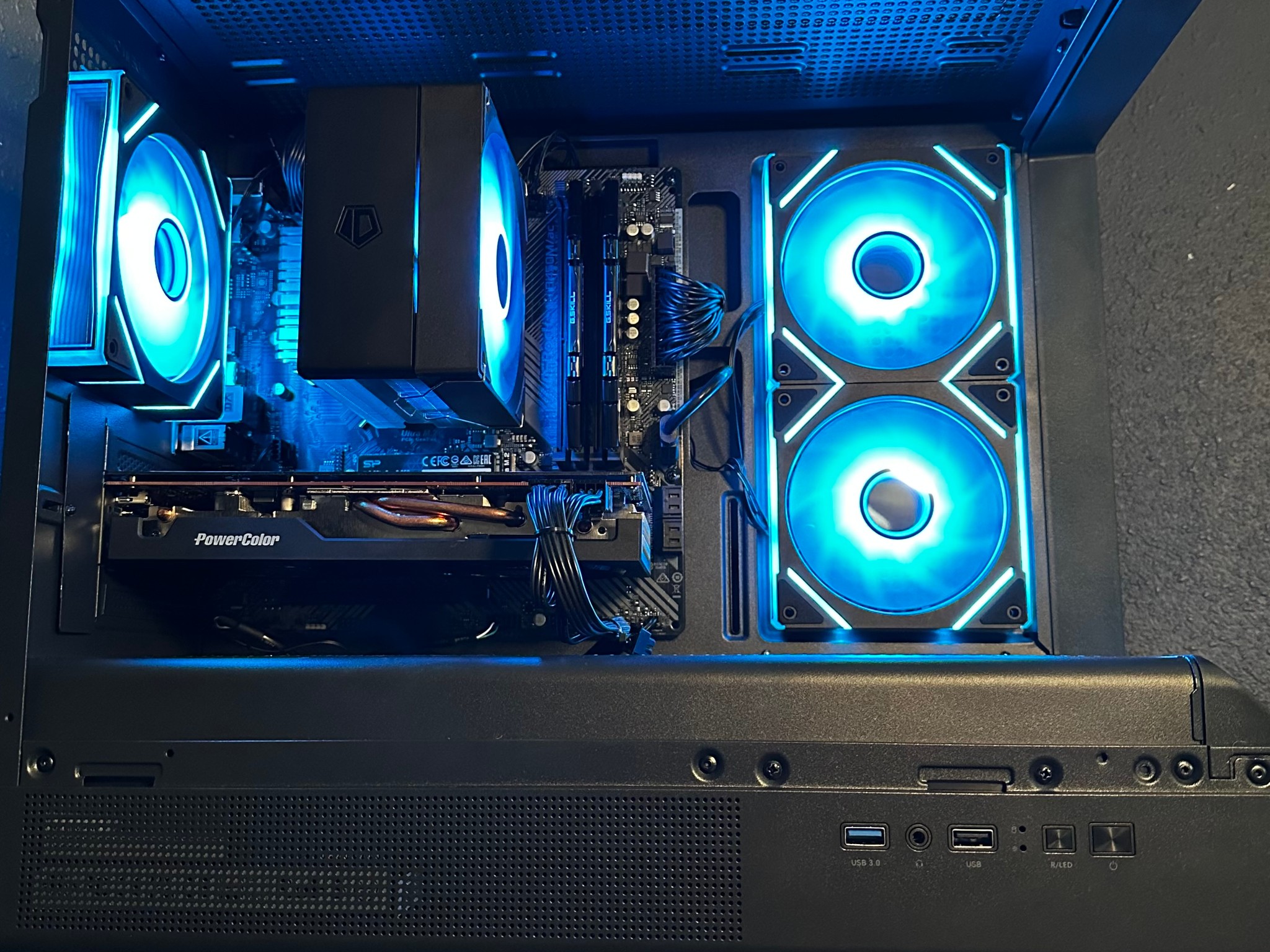 RX 6700 XT Gaming PC | Ryzen 5 5600X | 32GB DDR4 | 1TB | RGB